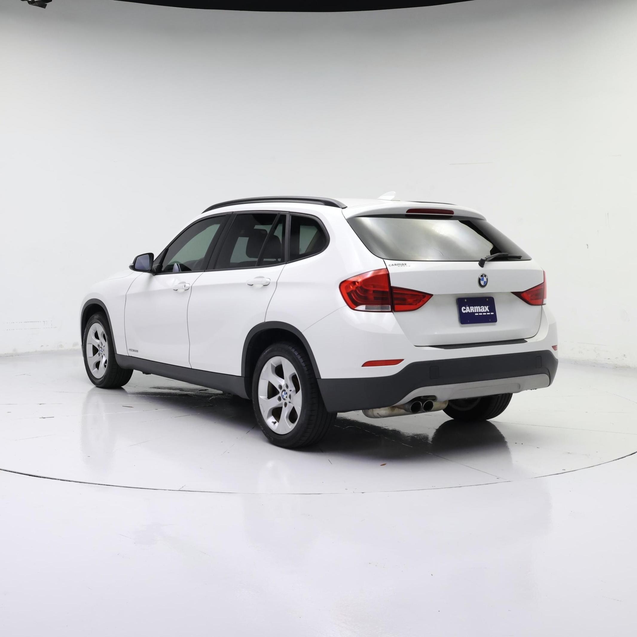 Thumbnail: 2015 BMW X1 - 2