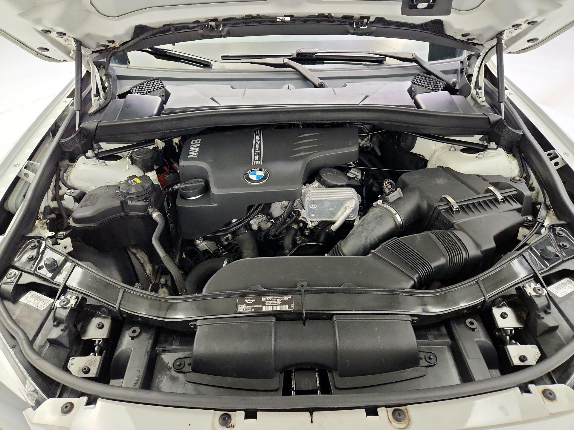 Thumbnail: 2015 BMW X1 - 20