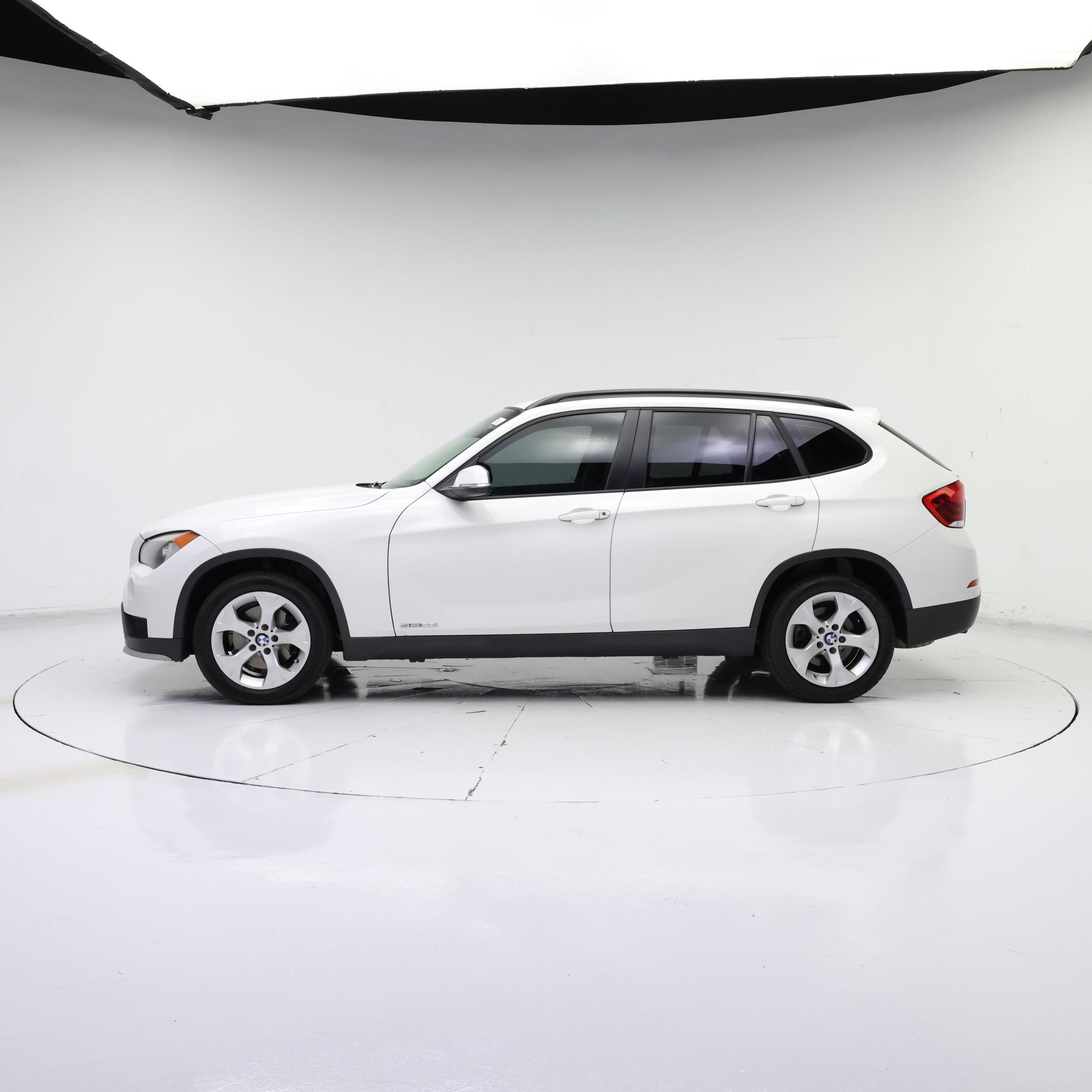 Thumbnail: 2015 BMW X1 - 3