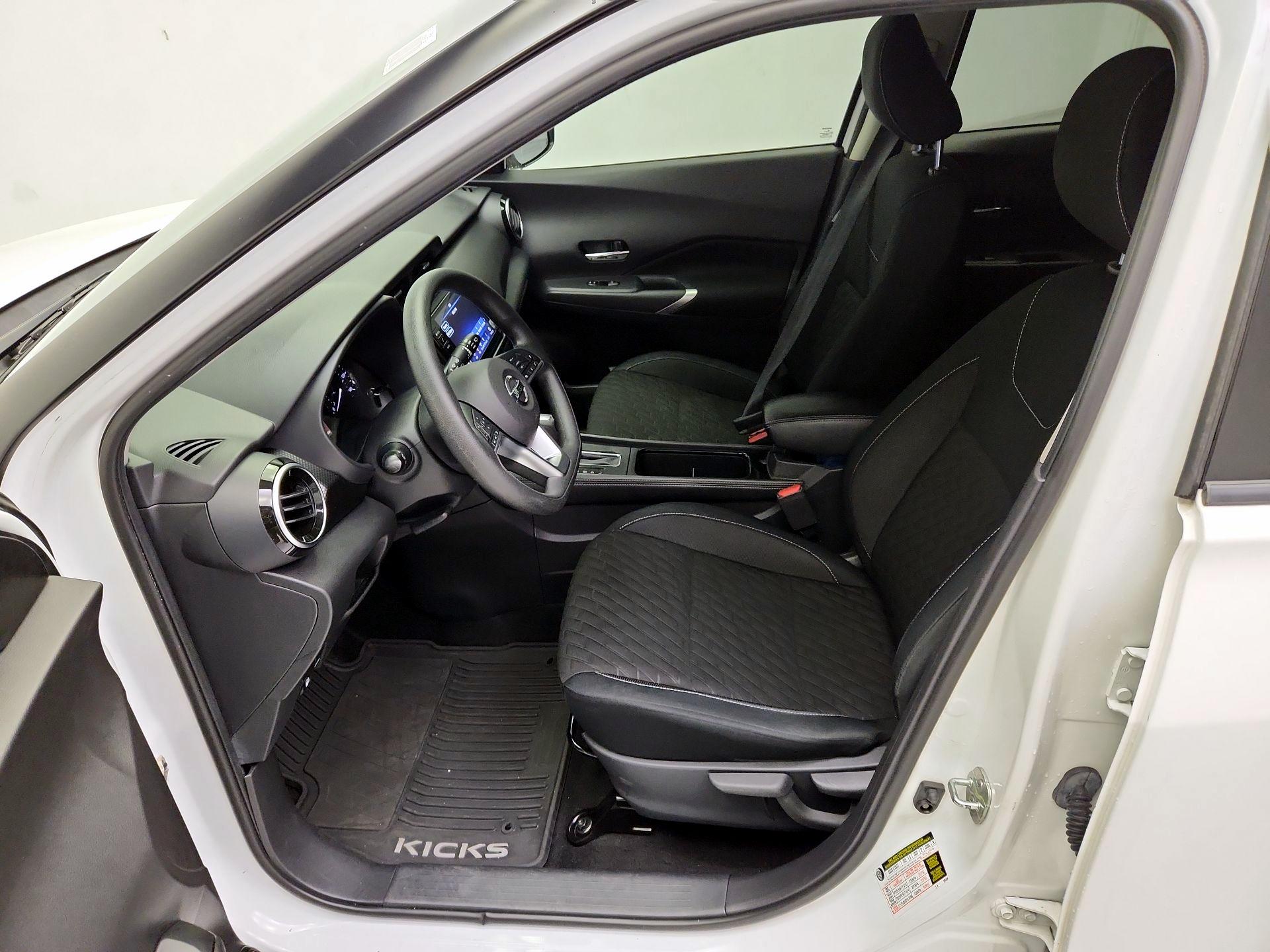 Thumbnail: 2021 Nissan Kicks - 11