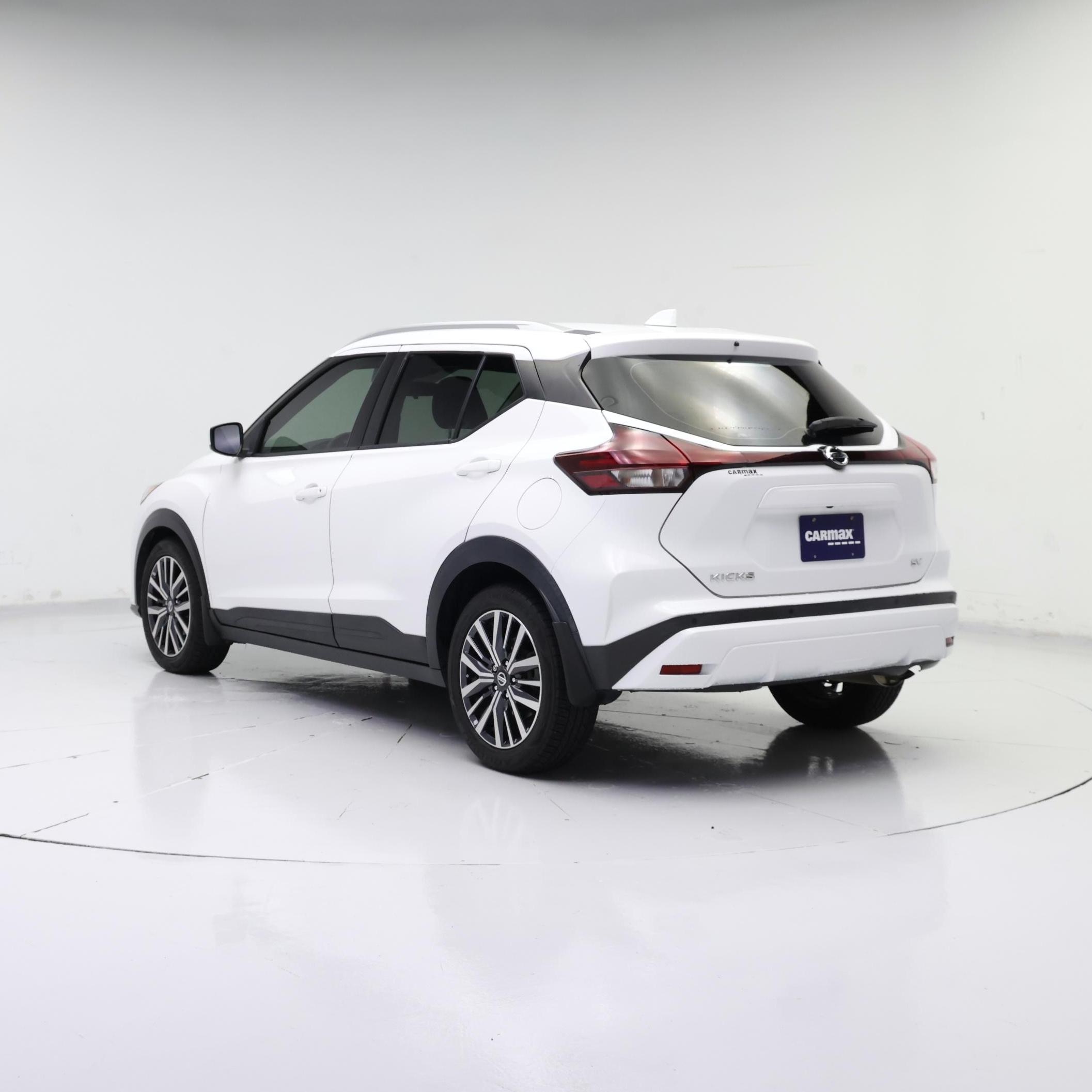Thumbnail: 2021 Nissan Kicks - 2