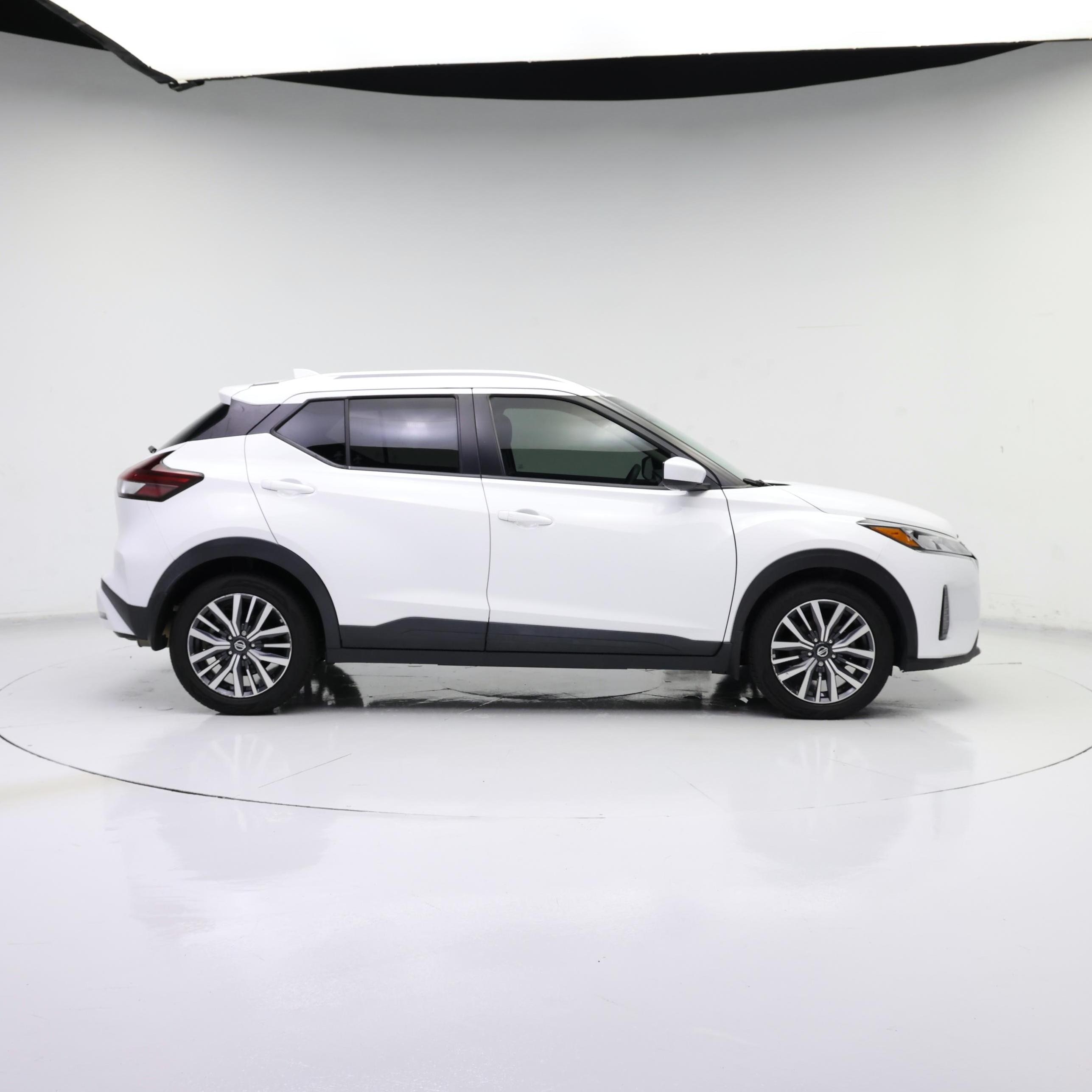 Thumbnail: 2021 Nissan Kicks - 7