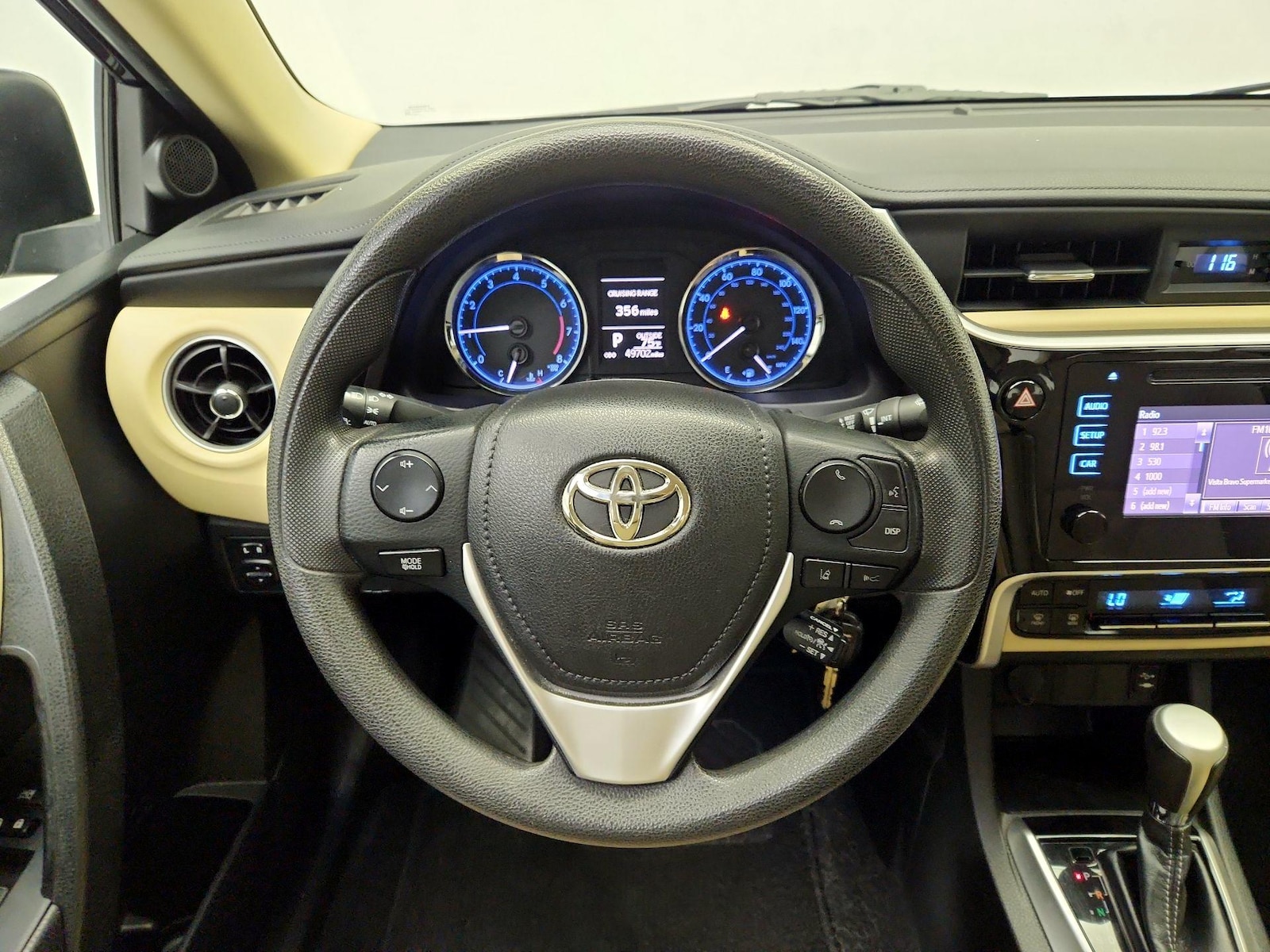 2019 Toyota Corolla LE - Photo 11