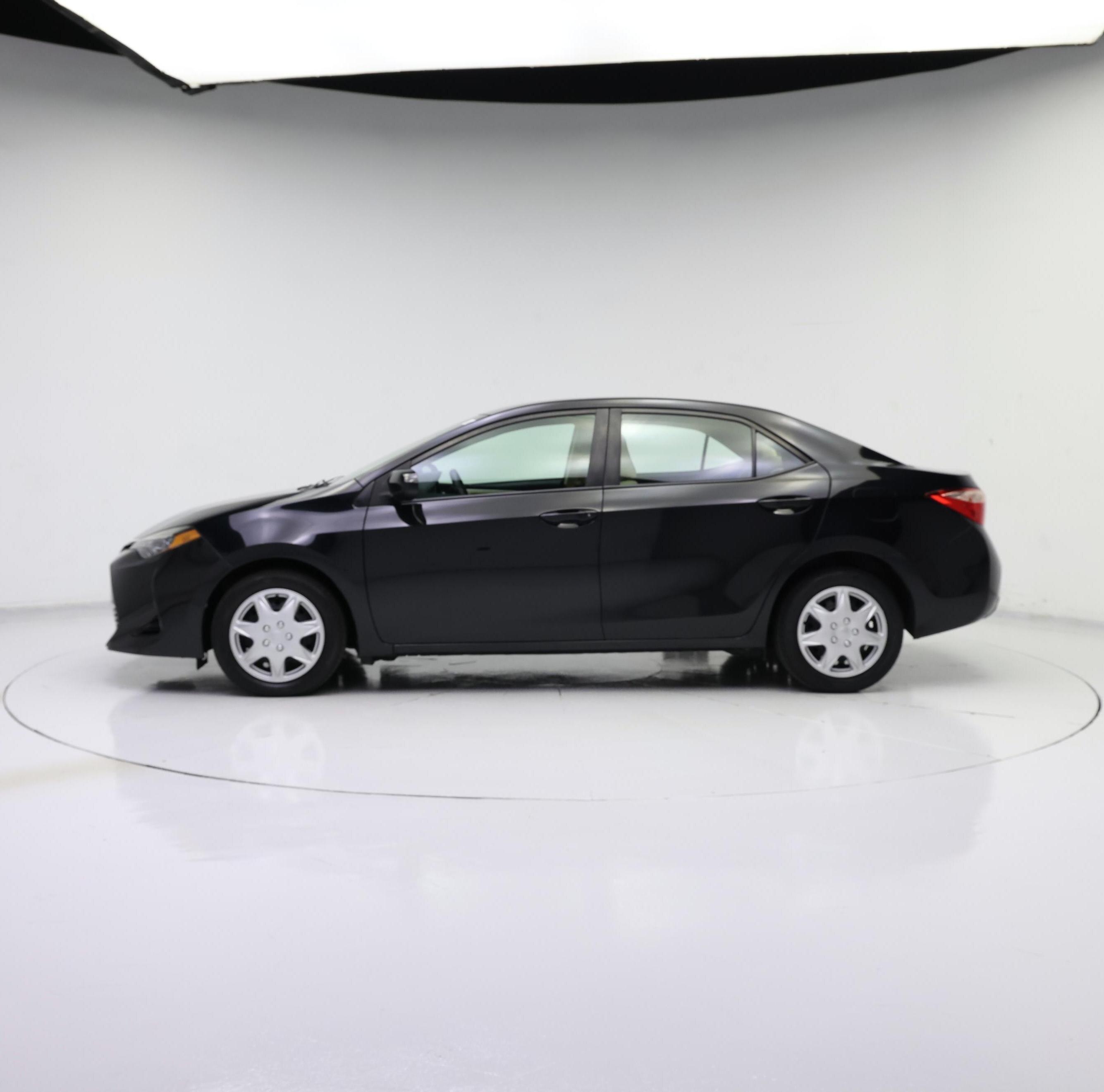 Thumbnail: 2019 Toyota Corolla - 3