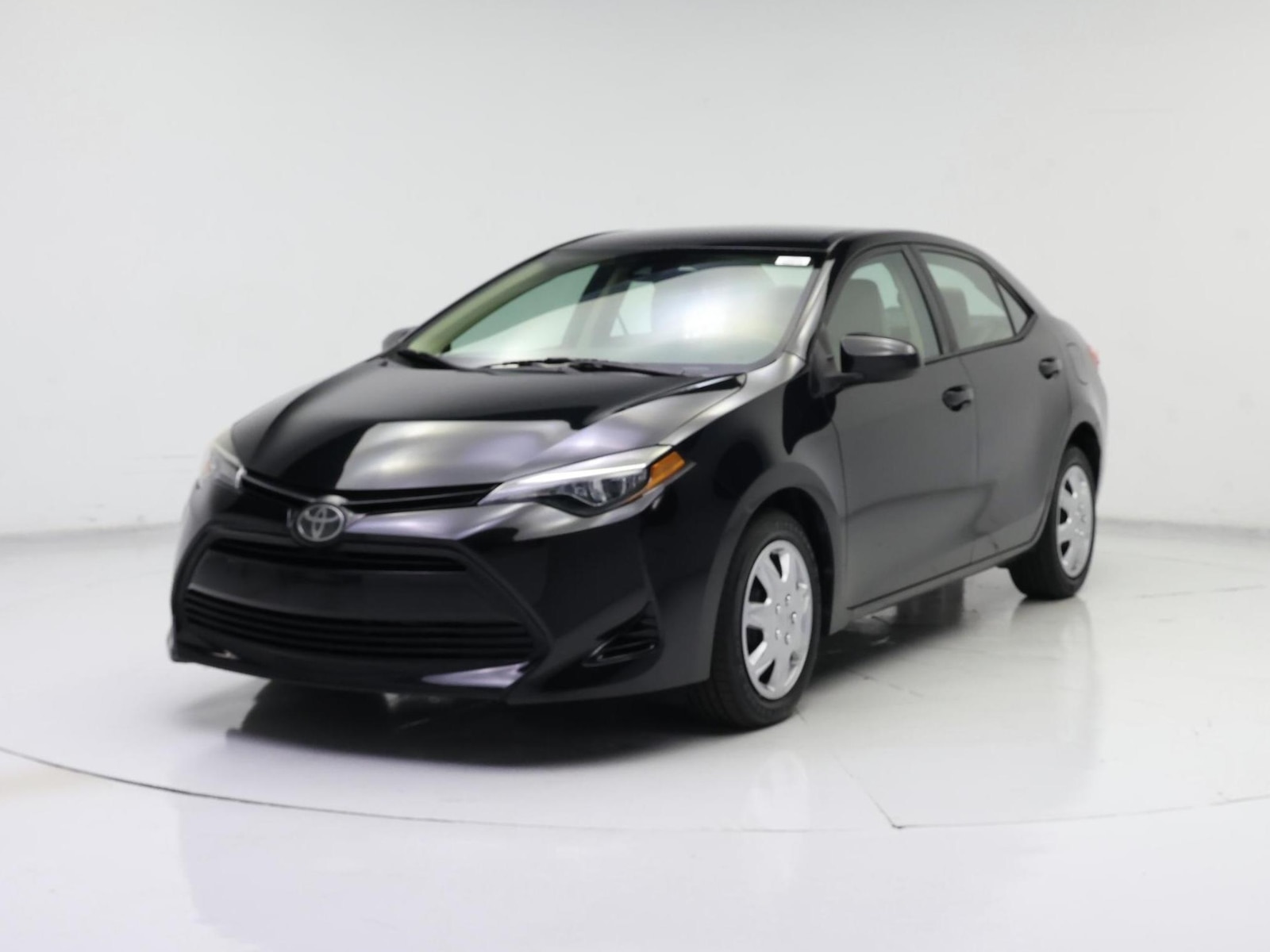 2019 Toyota Corolla LE - Photo 5