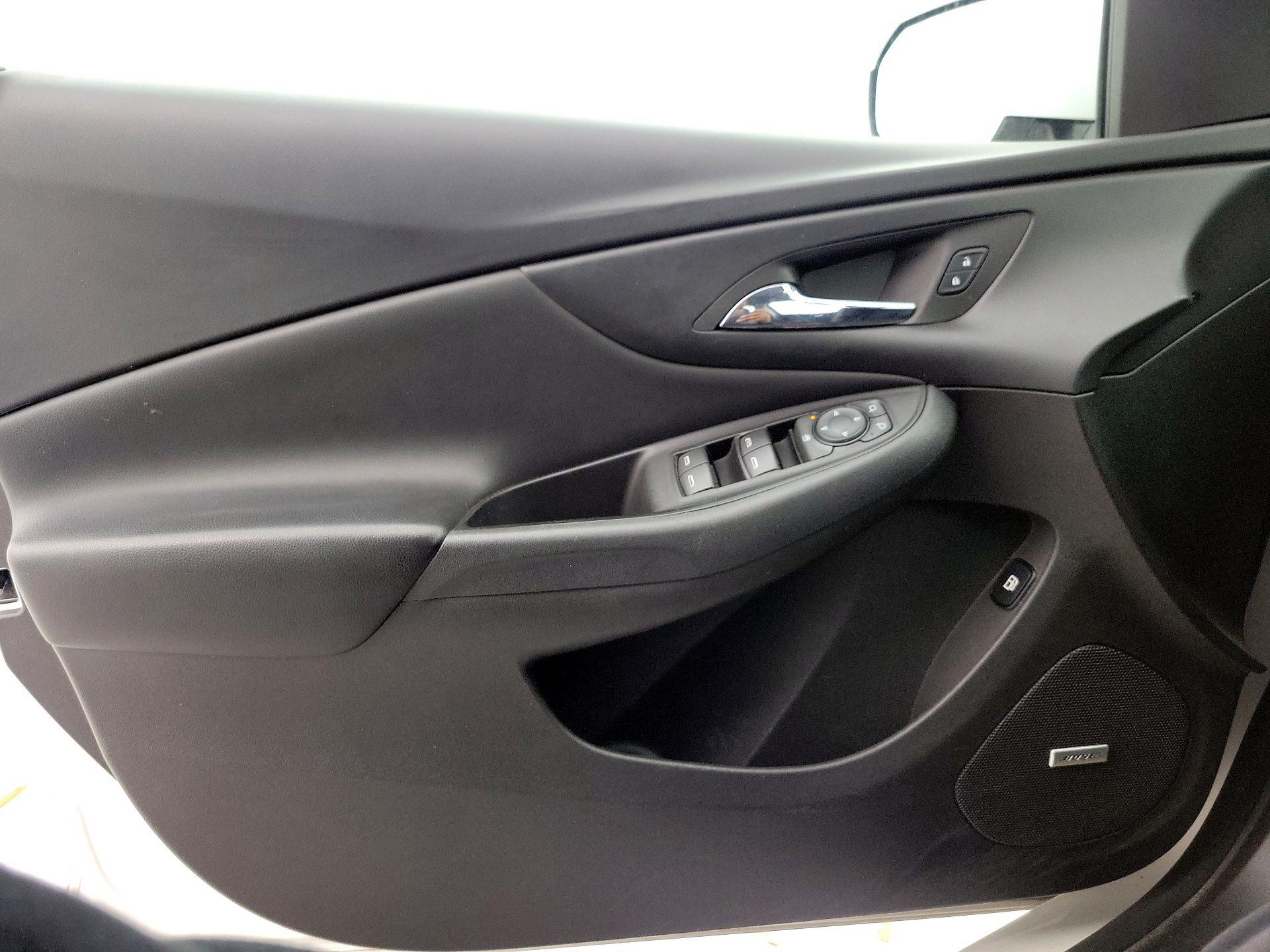 Thumbnail: 2017 Chevrolet Volt - 12