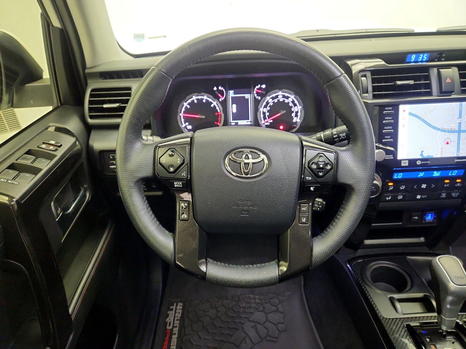 Thumbnail: 2022 Toyota 4Runner - 10