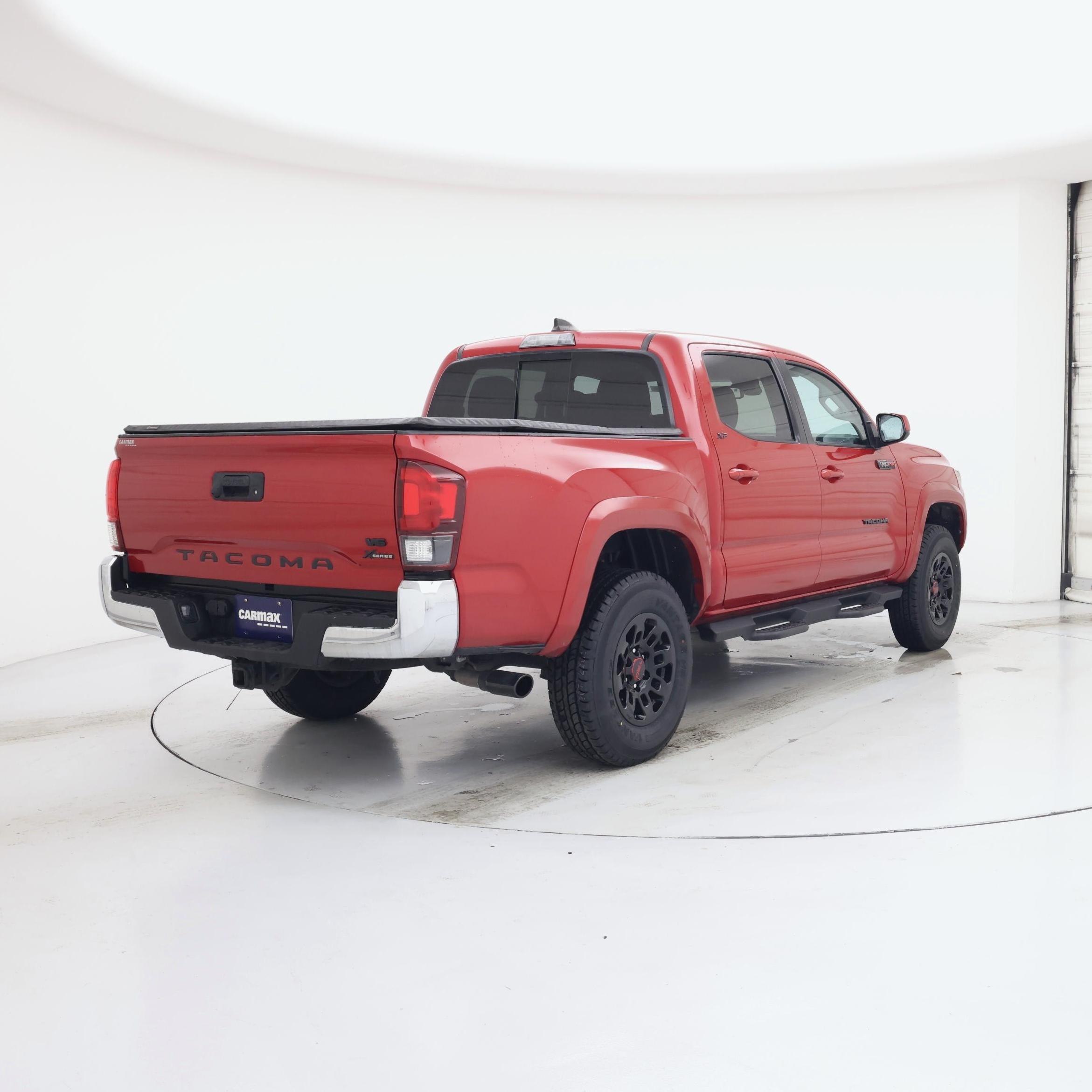 Thumbnail: 2022 Toyota Tacoma - 8