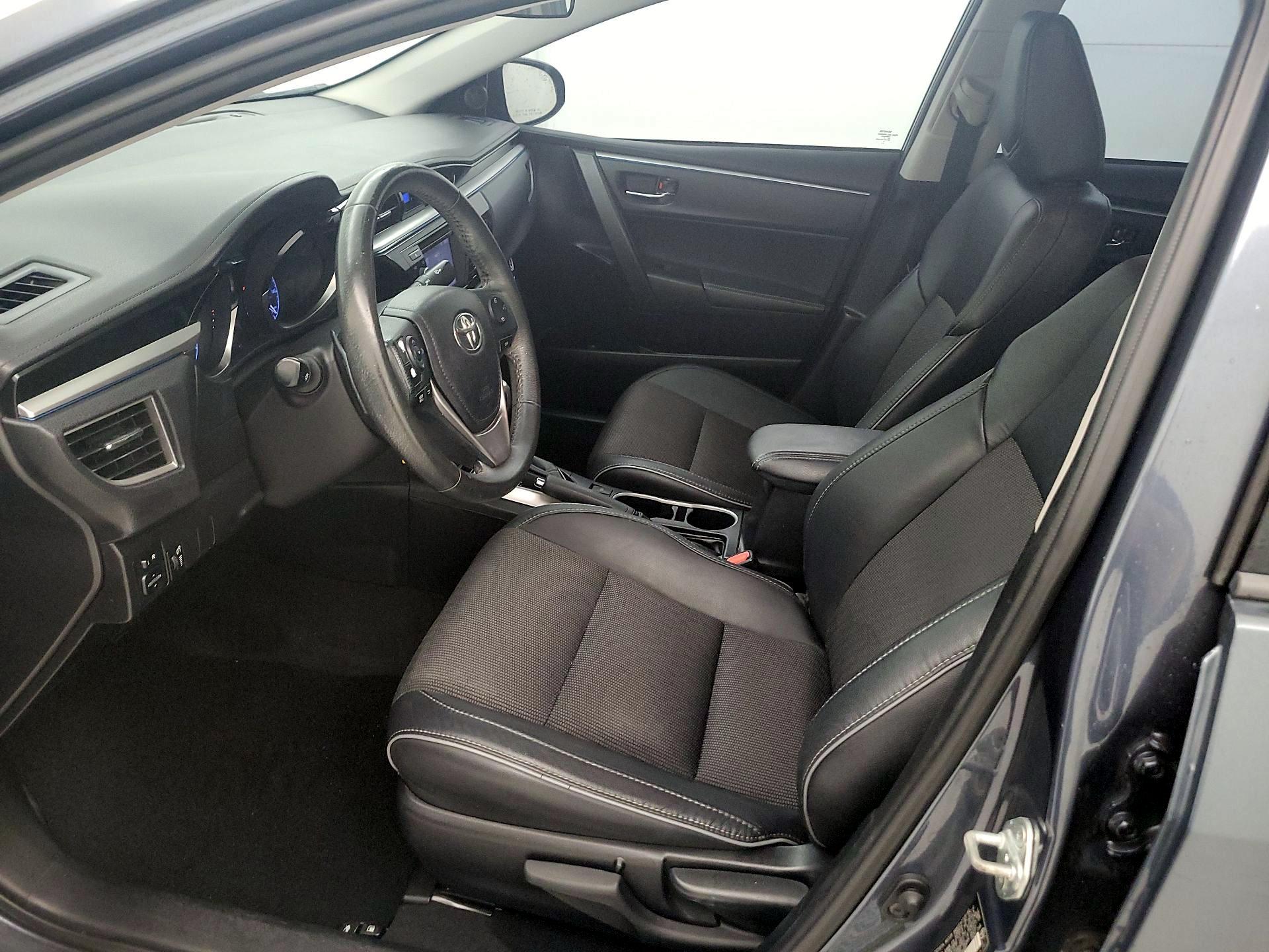 Thumbnail: 2016 Toyota Corolla - 11