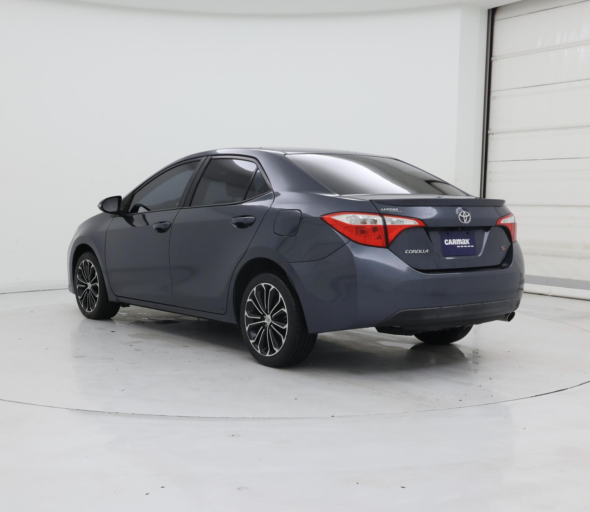 Thumbnail: 2016 Toyota Corolla - 2