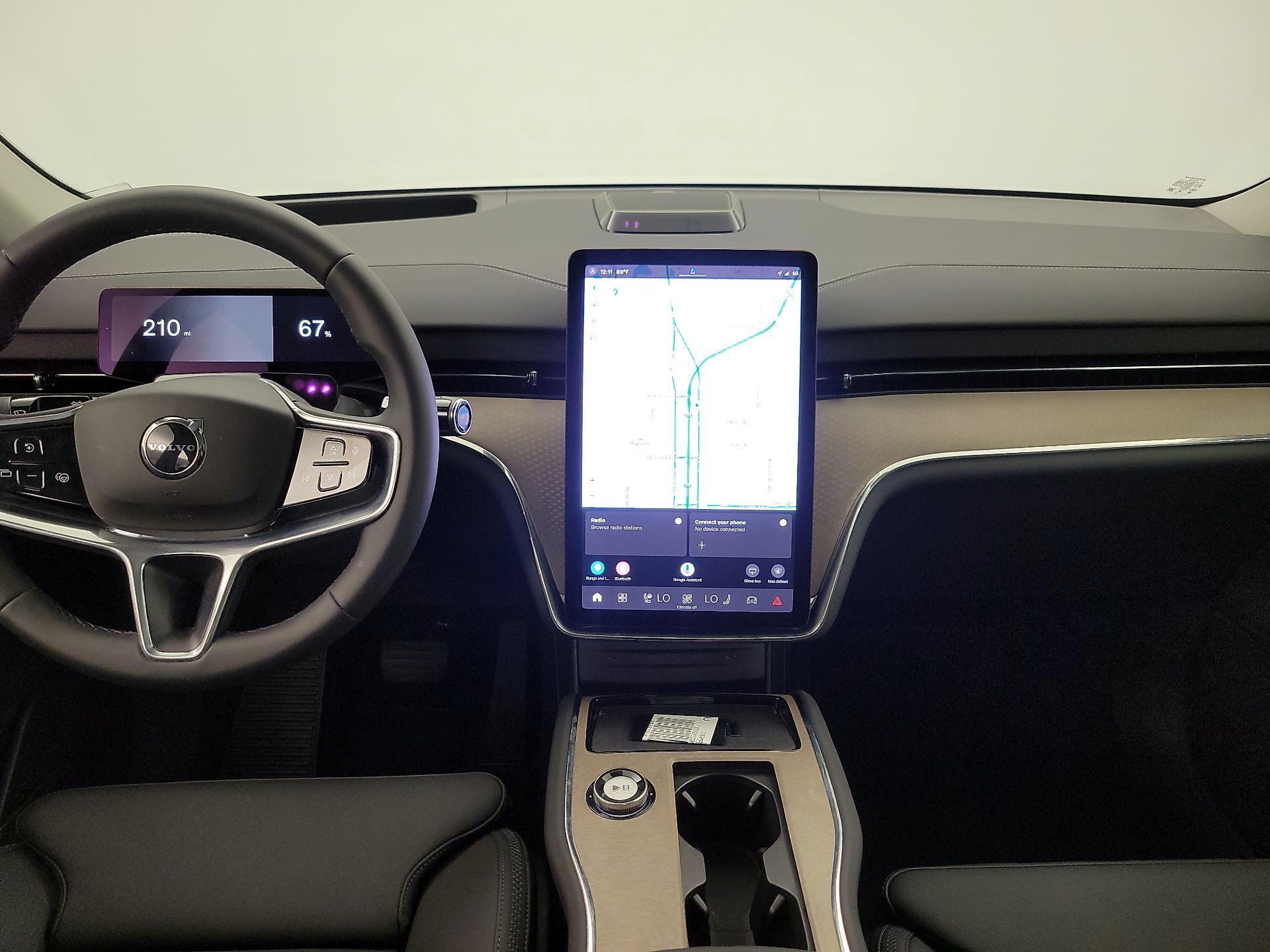 Thumbnail: 2025 Volvo EX90 - 9