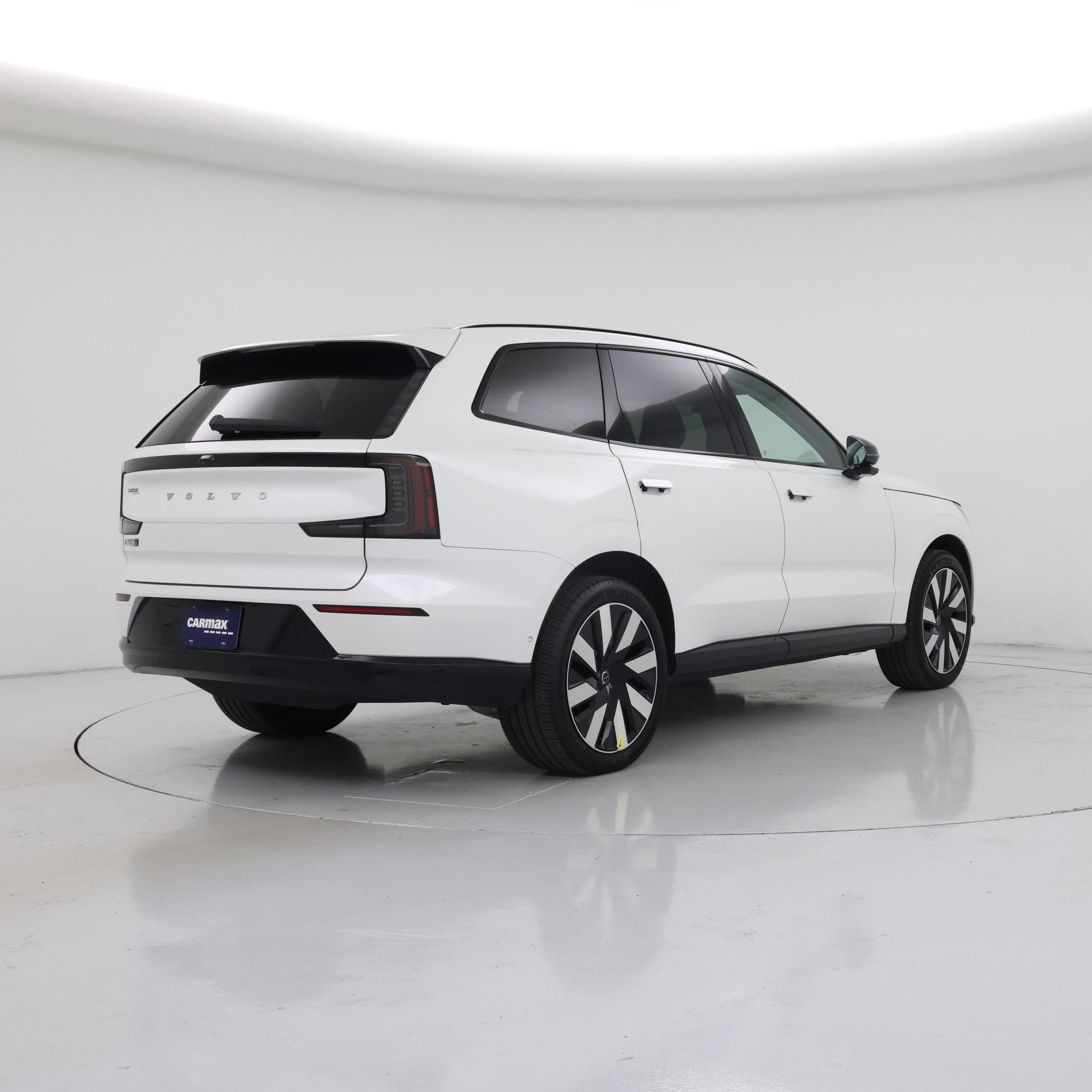 Thumbnail: 2025 Volvo EX90 - 8