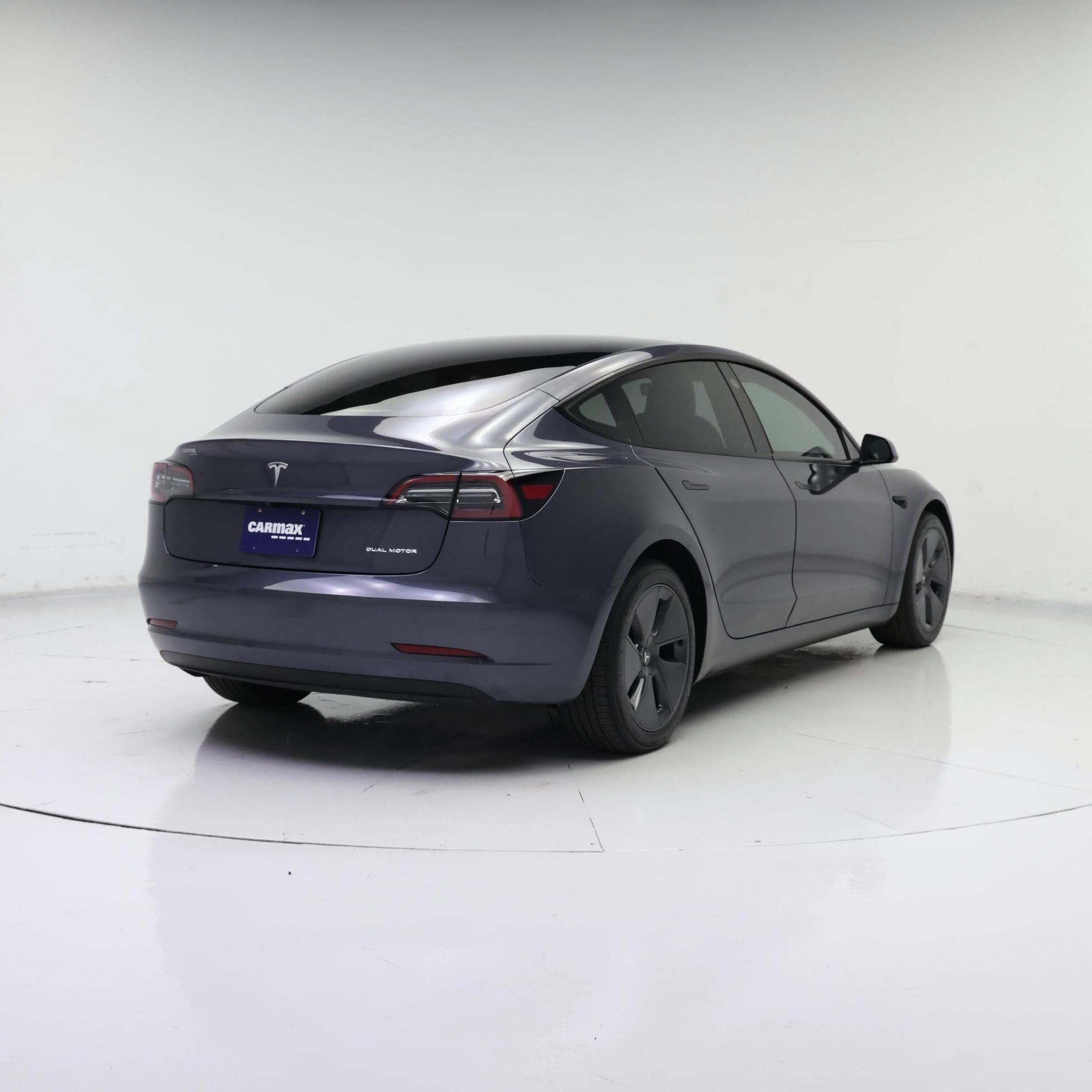 Thumbnail: 2023 Tesla Model 3 - 8