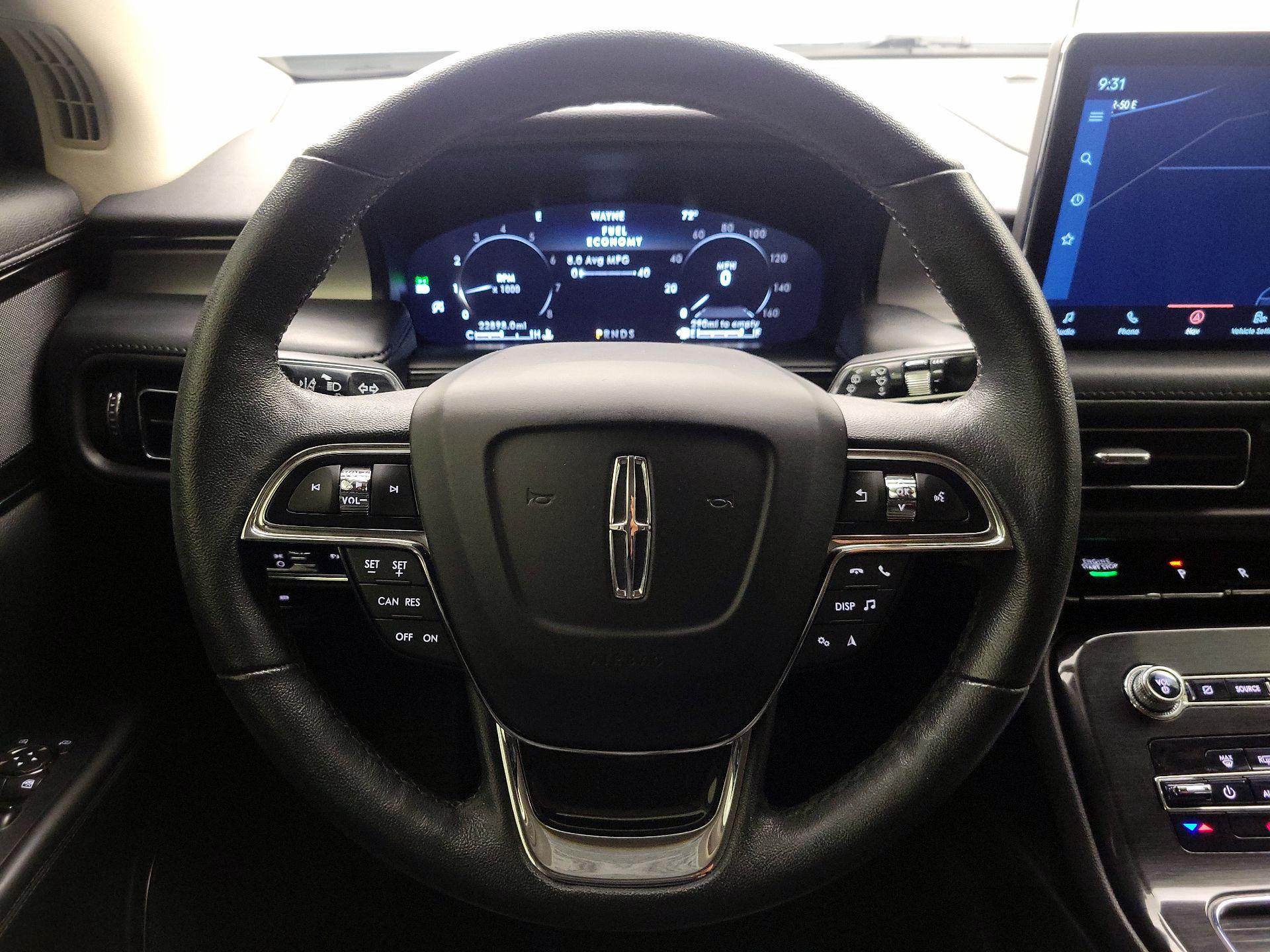 Thumbnail: 2022 Lincoln Nautilus - 10
