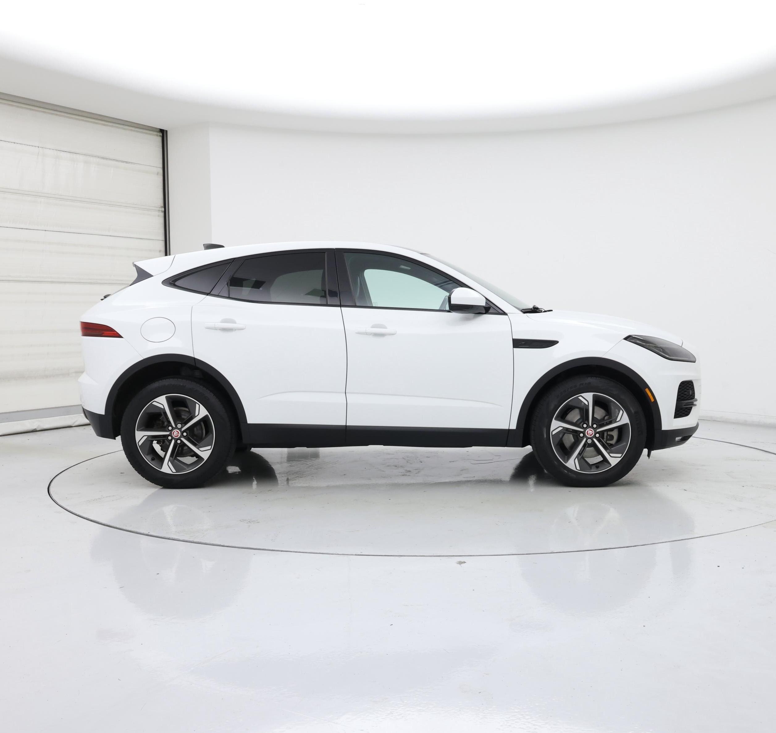Thumbnail: 2022 Jaguar E-Pace - 7
