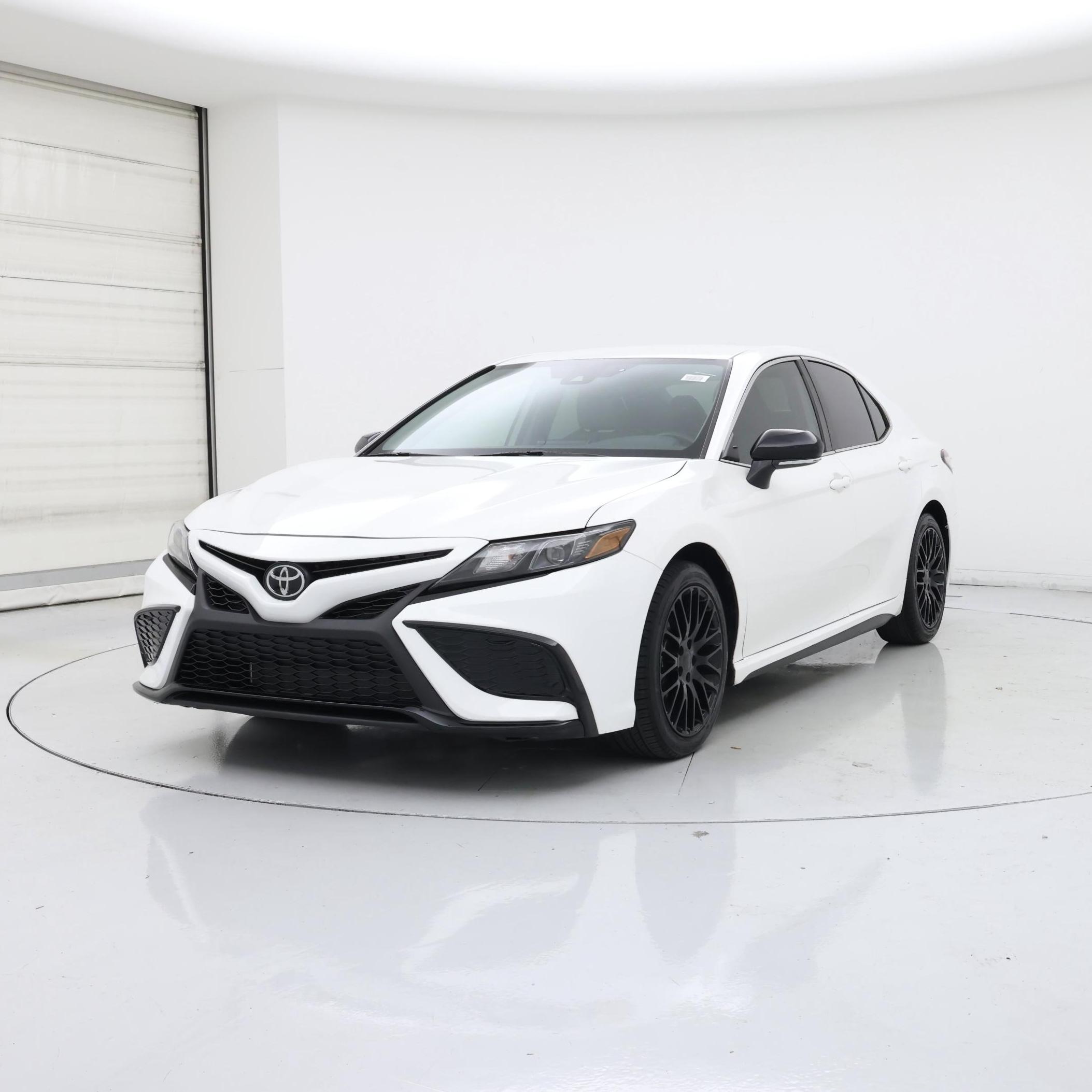 Thumbnail: 2023 Toyota Camry - 4