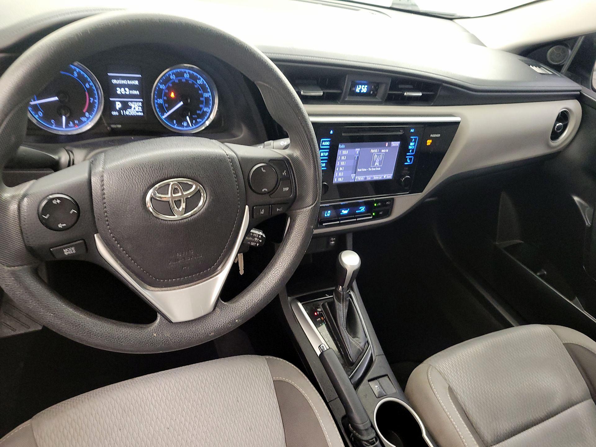 Thumbnail: 2017 Toyota Corolla - 9