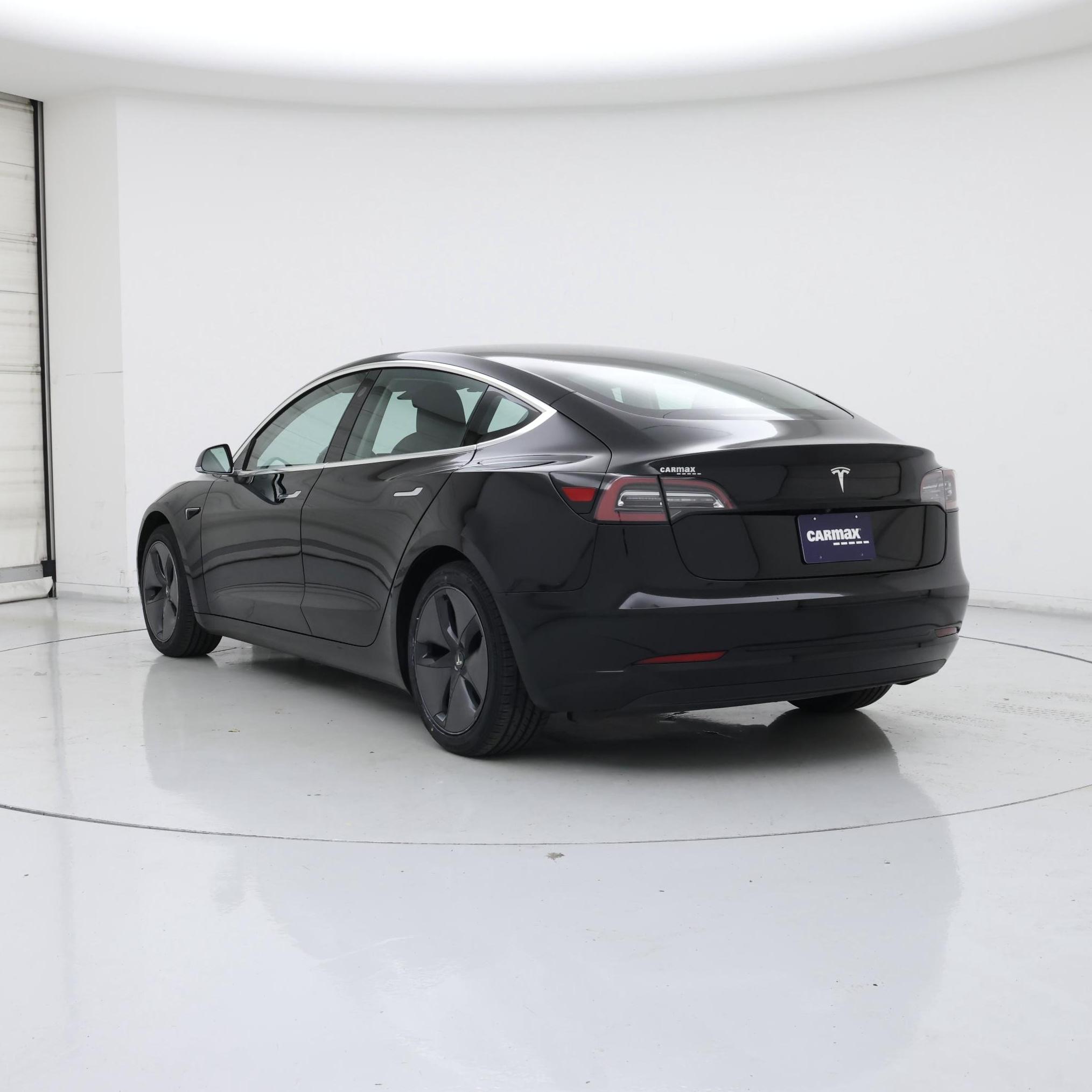 Thumbnail: 2019 Tesla Model 3 - 2