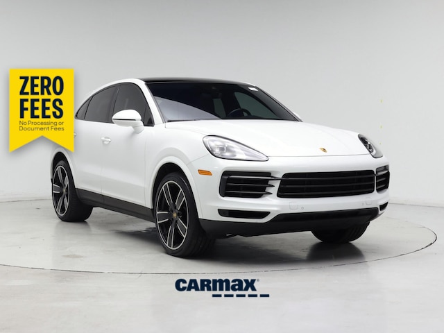 White 2023 Porsche Cayenne Coupe Platinum Edition AWD Coupe All-Wheel Drive Automatic