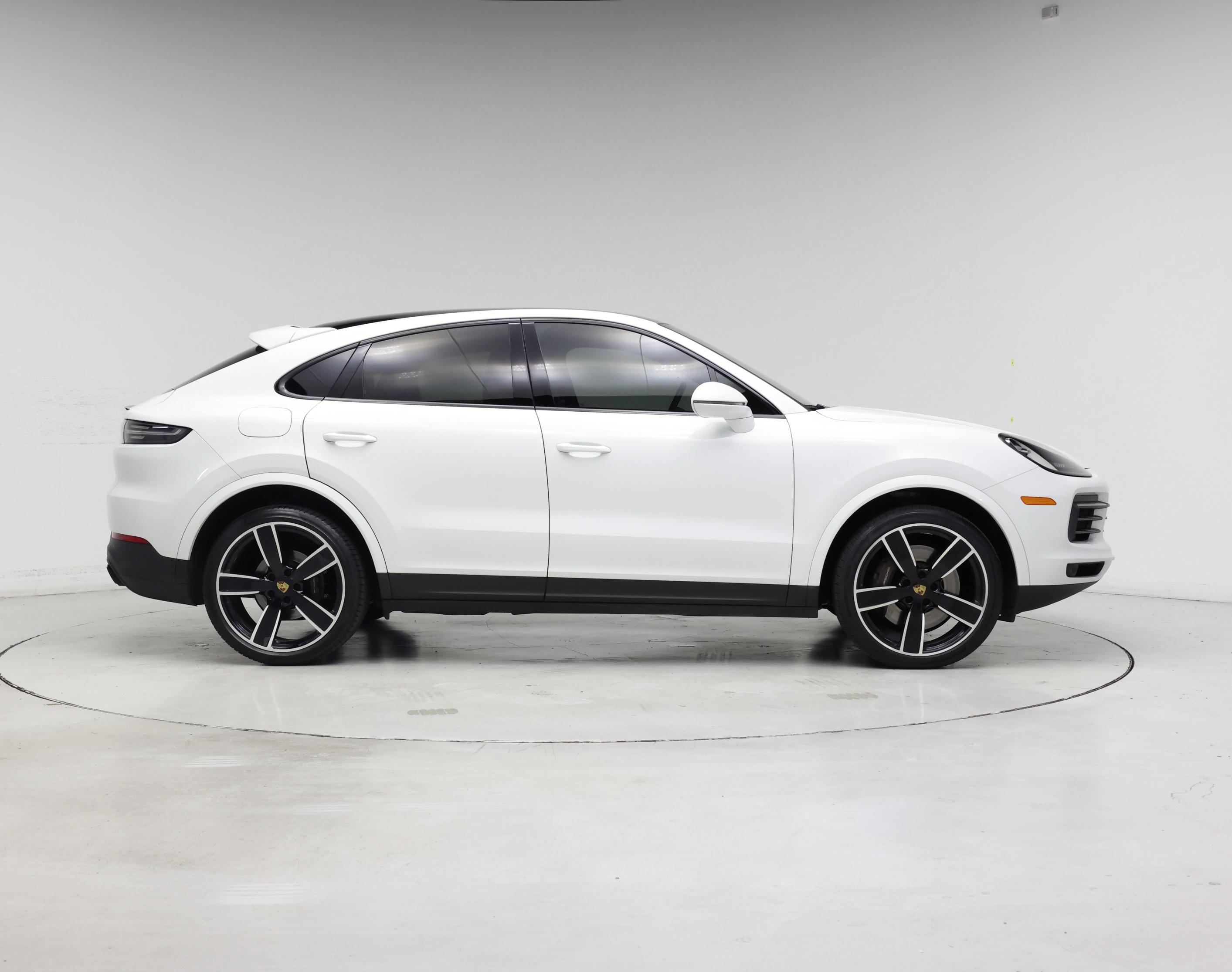 Thumbnail: 2023 Porsche Cayenne - 7