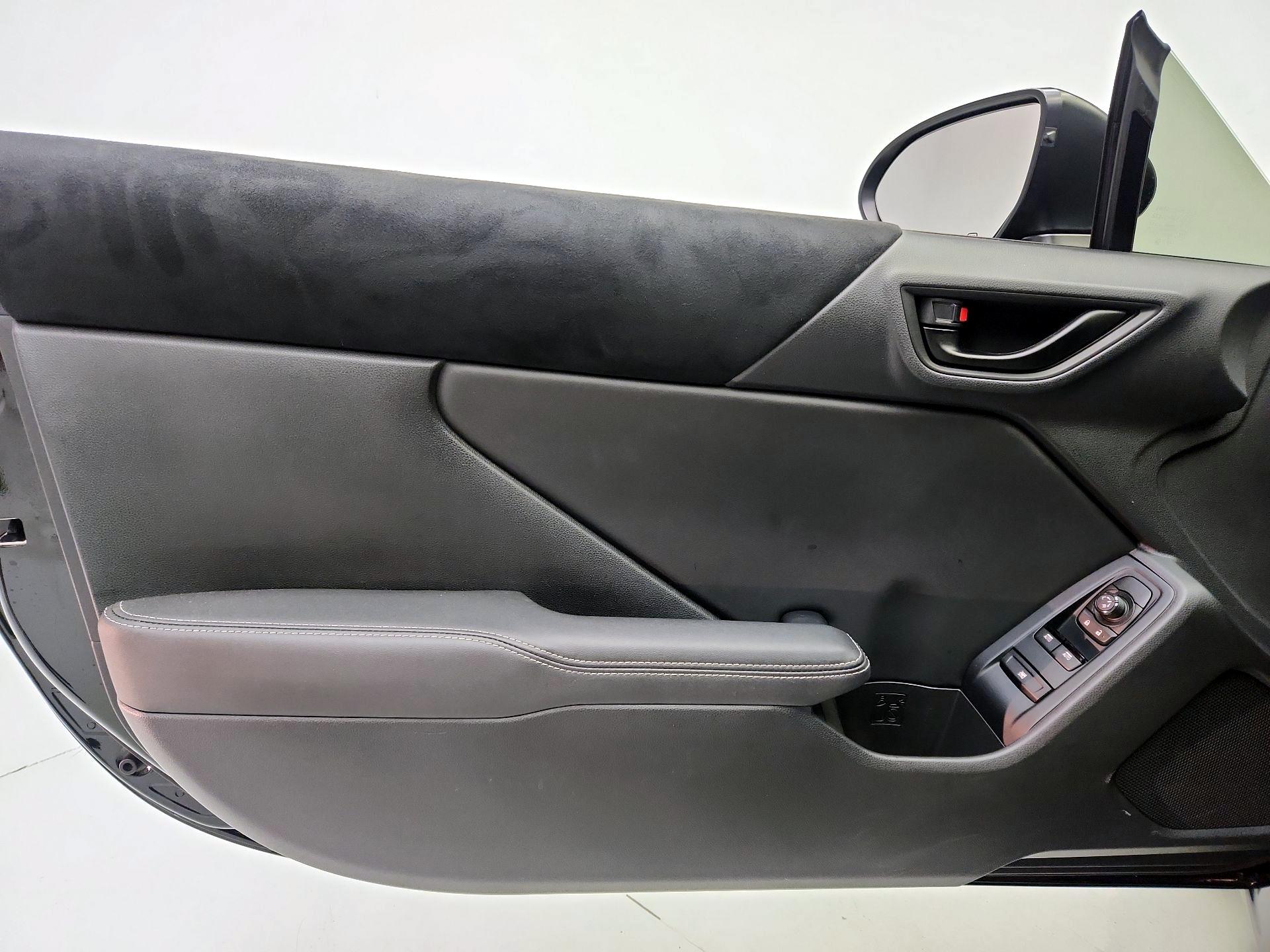 Thumbnail: 2023 Toyota GR86 - 12