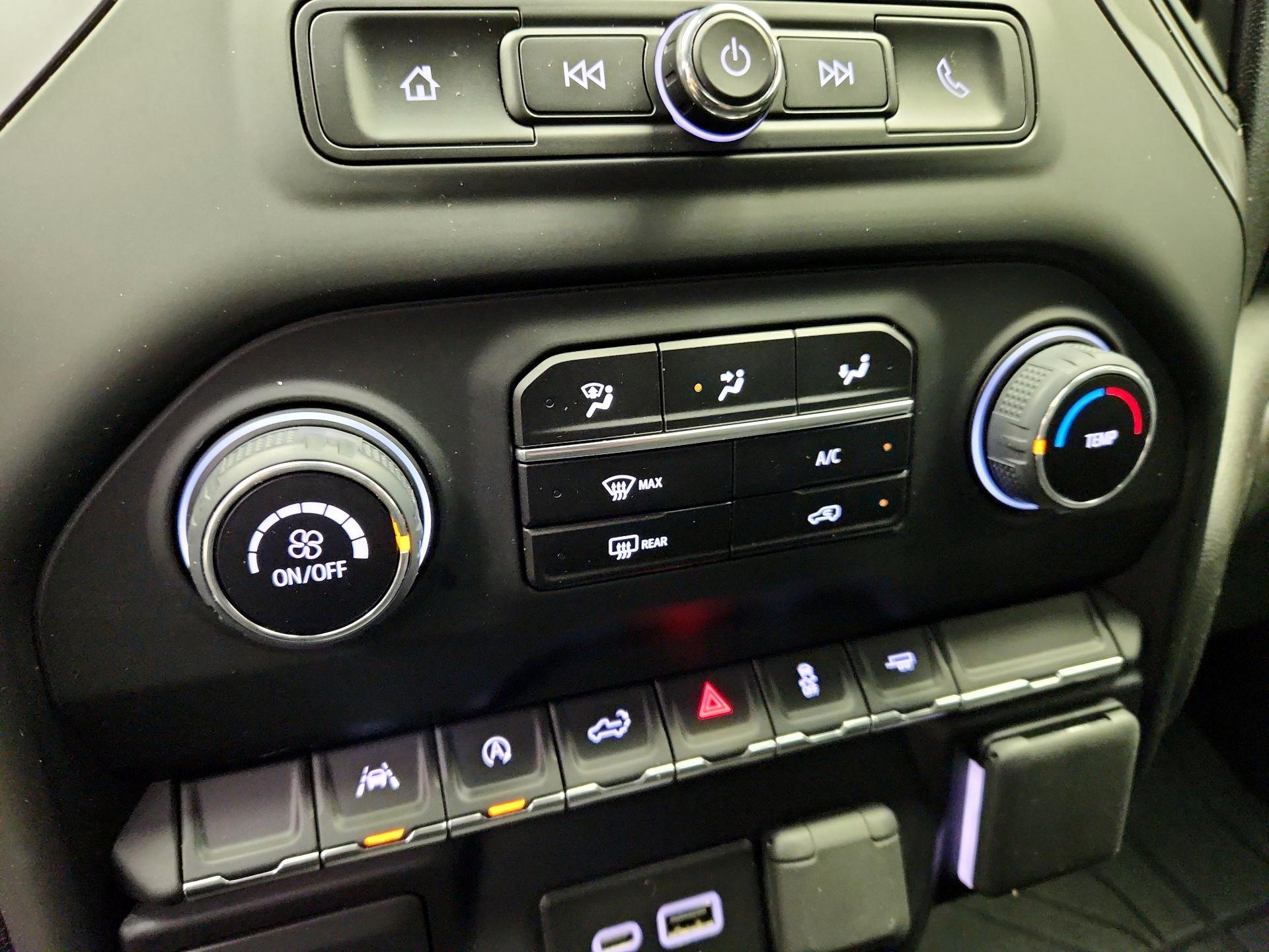 Thumbnail: 2024 Chevrolet Silverado 1500 - 16