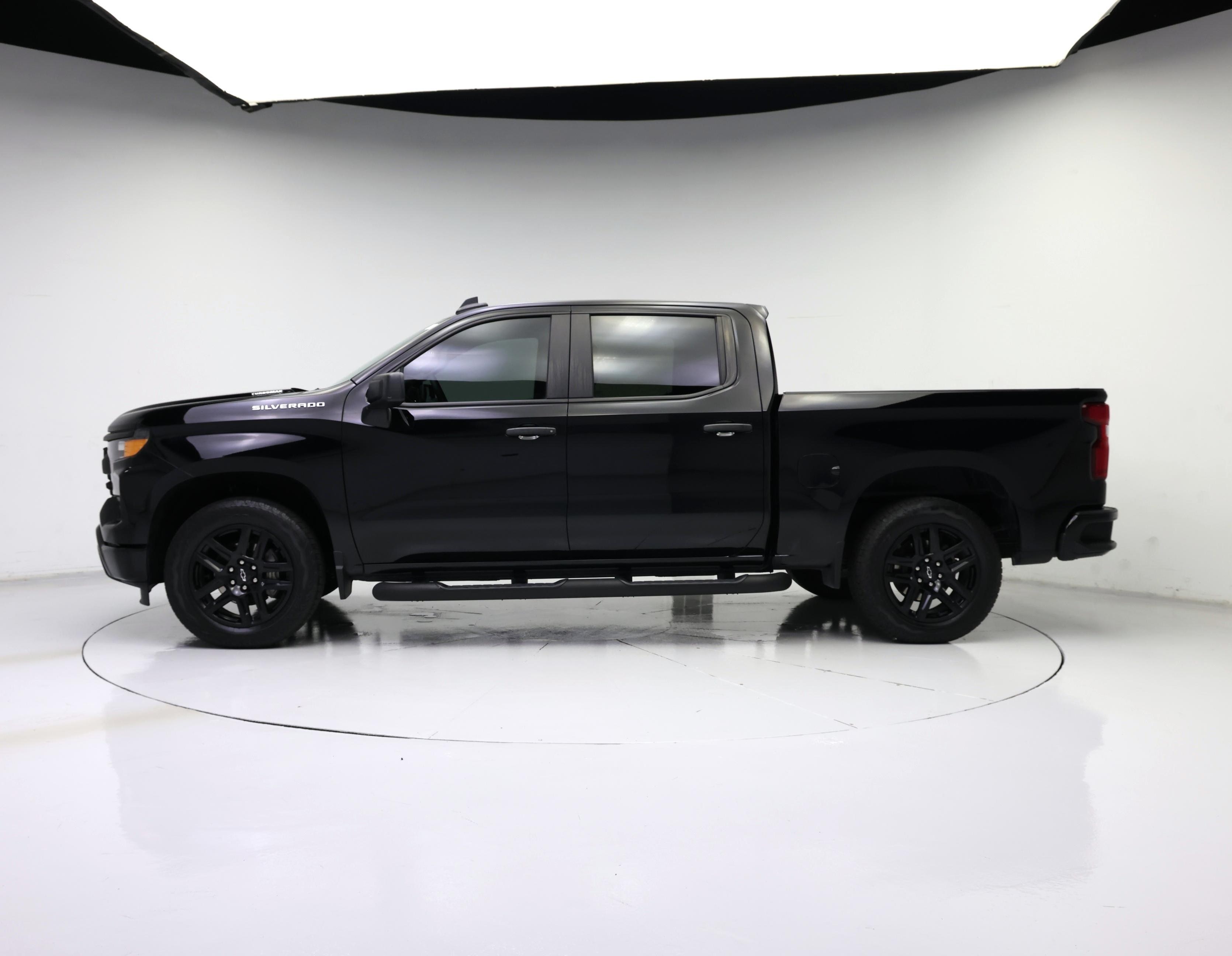 Thumbnail: 2024 Chevrolet Silverado 1500 - 3