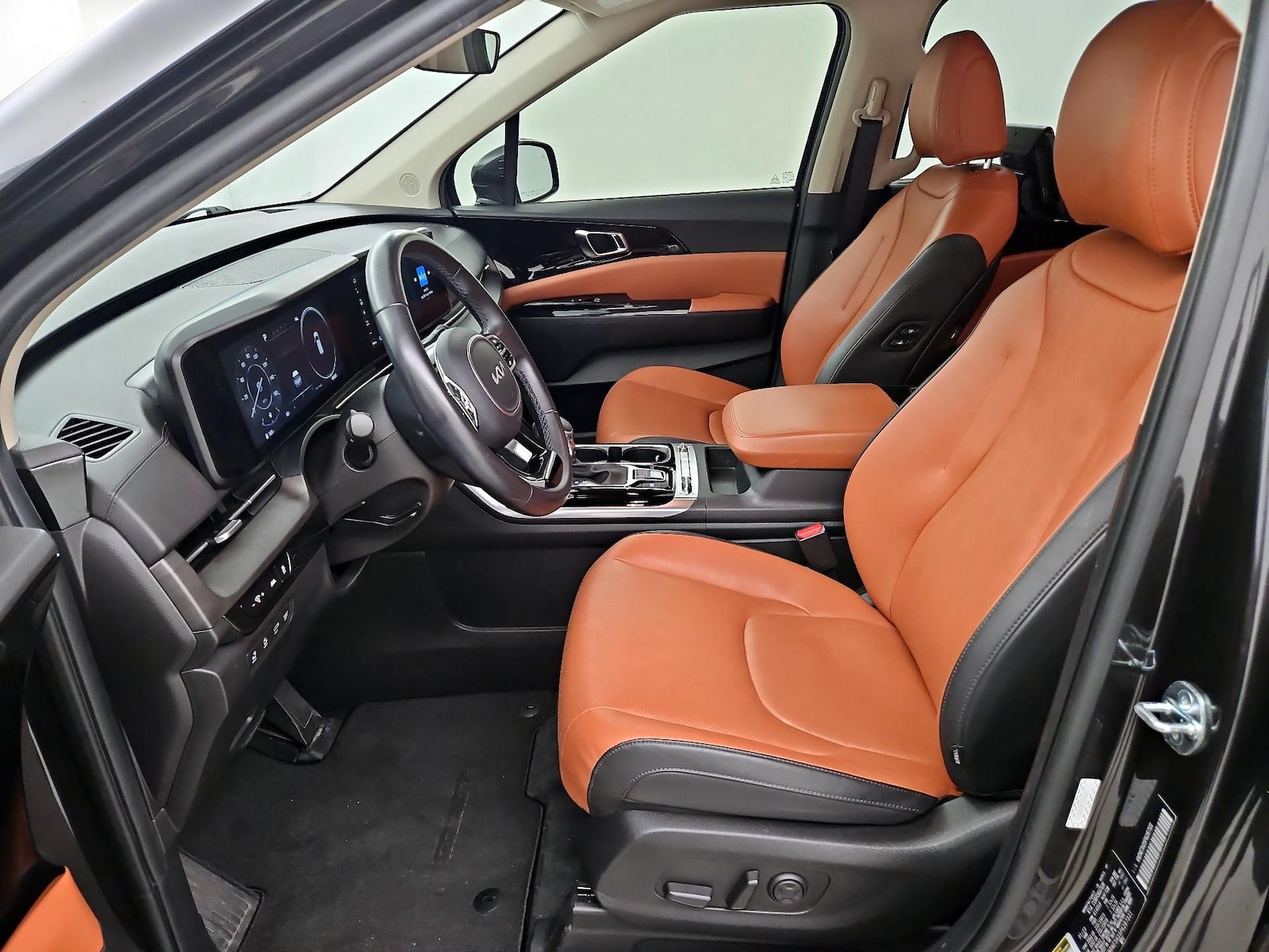 2023 Kia Carnival SX - Photo 10