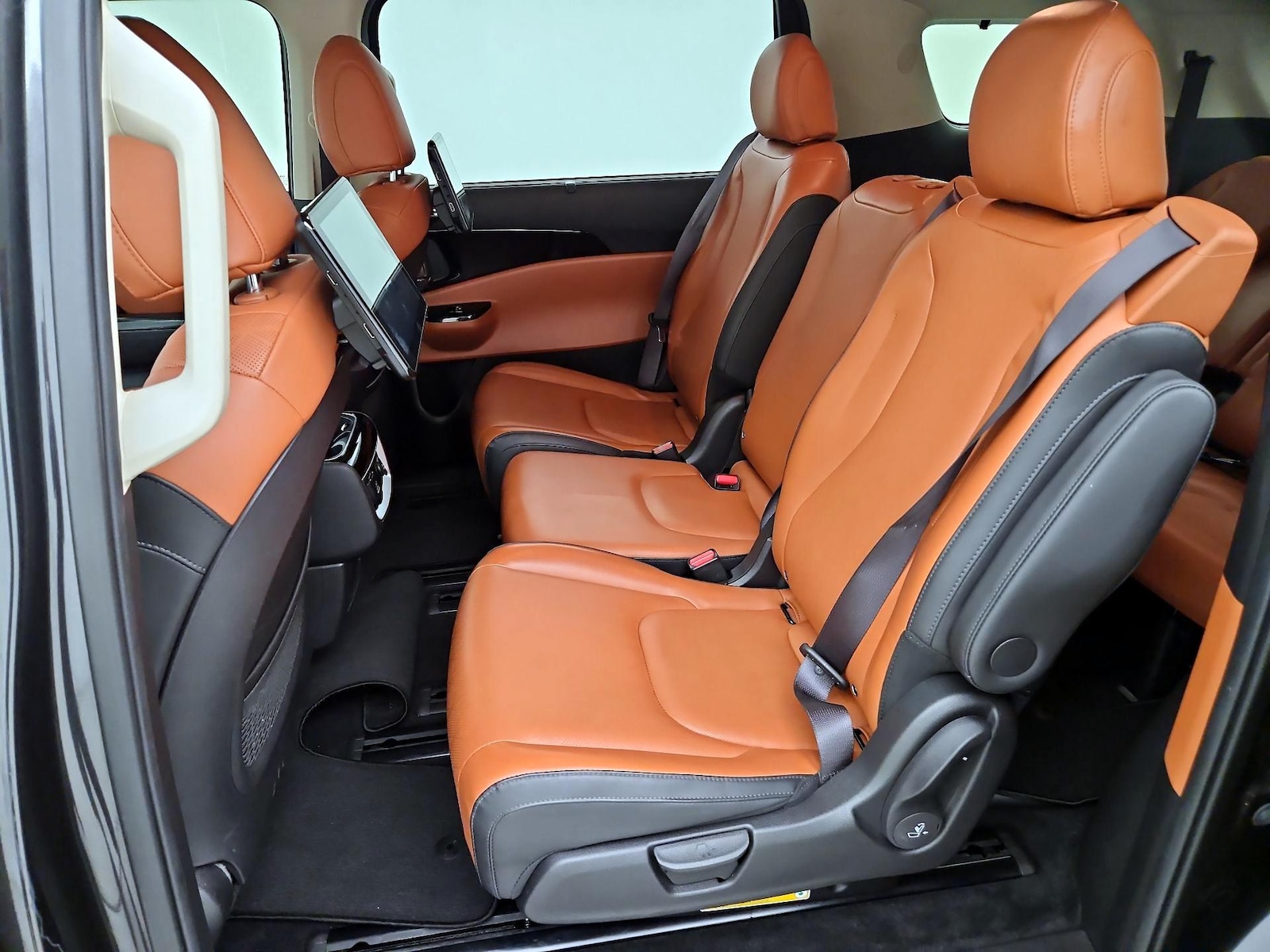 2023 Kia Carnival SX - Photo 19