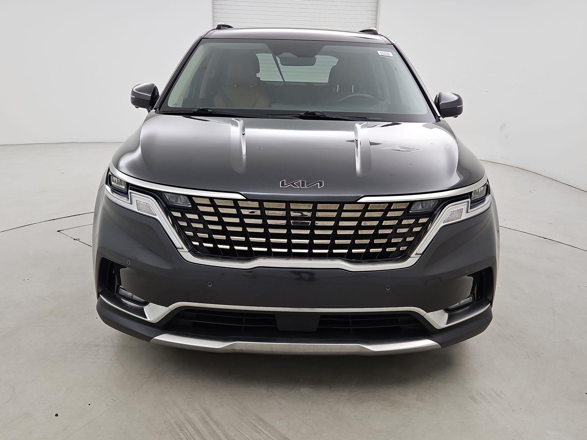 Thumbnail: 2023 Kia Carnival - 2
