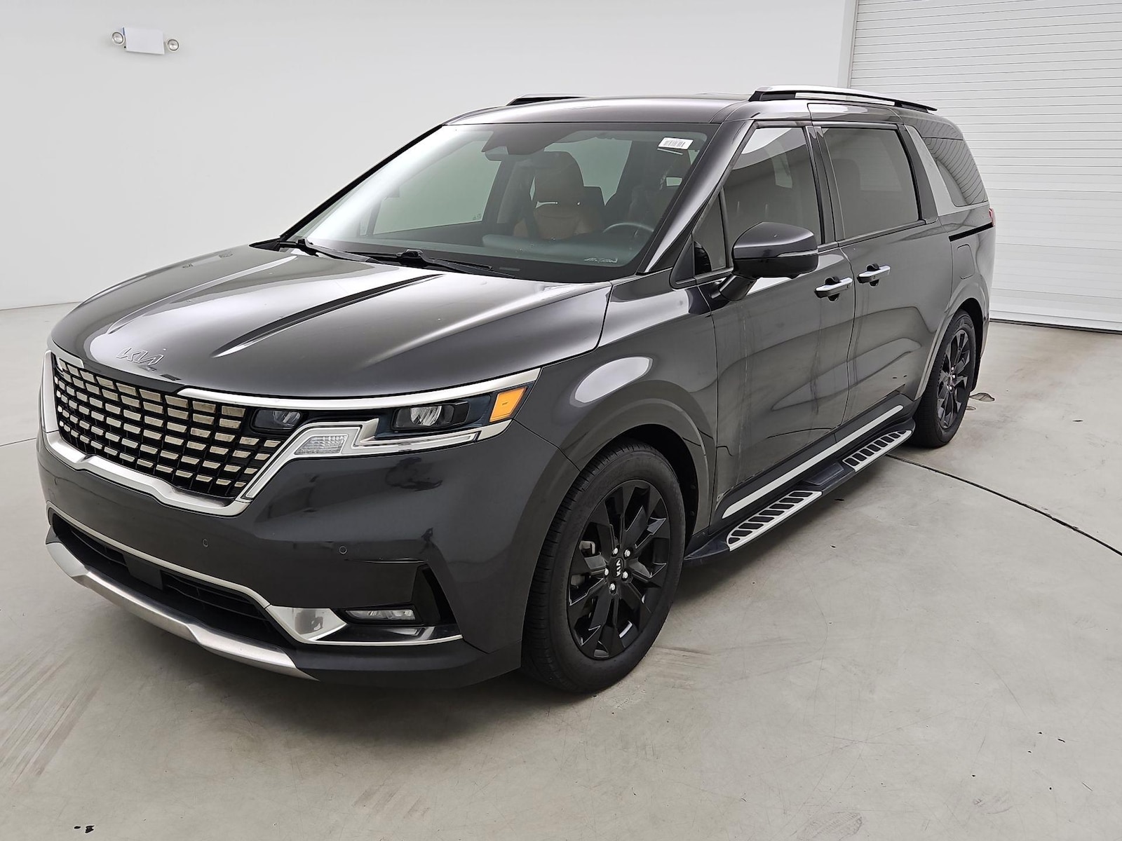 2023 Kia Carnival SX - Photo 3