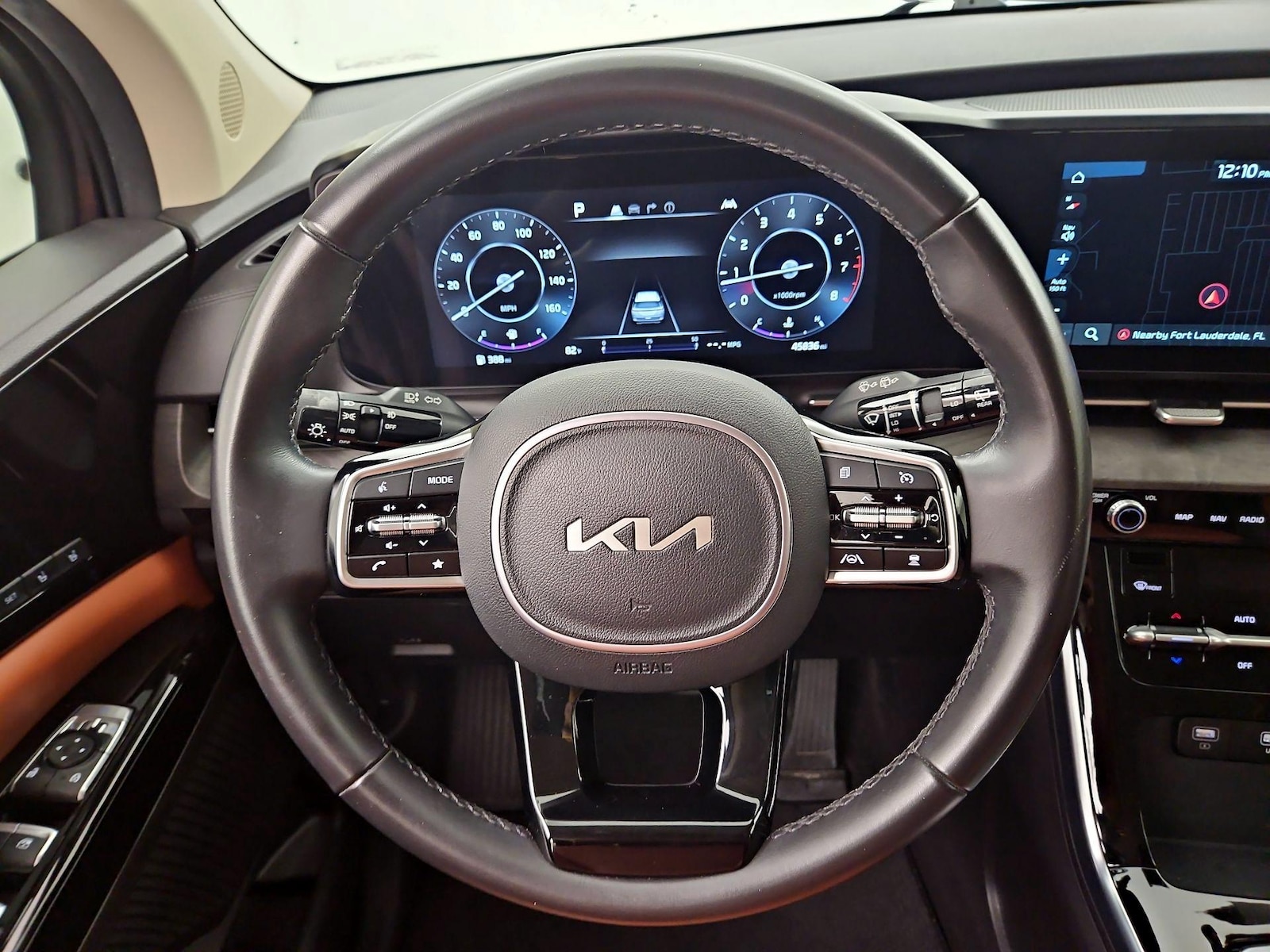 2023 Kia Carnival SX - Photo 9