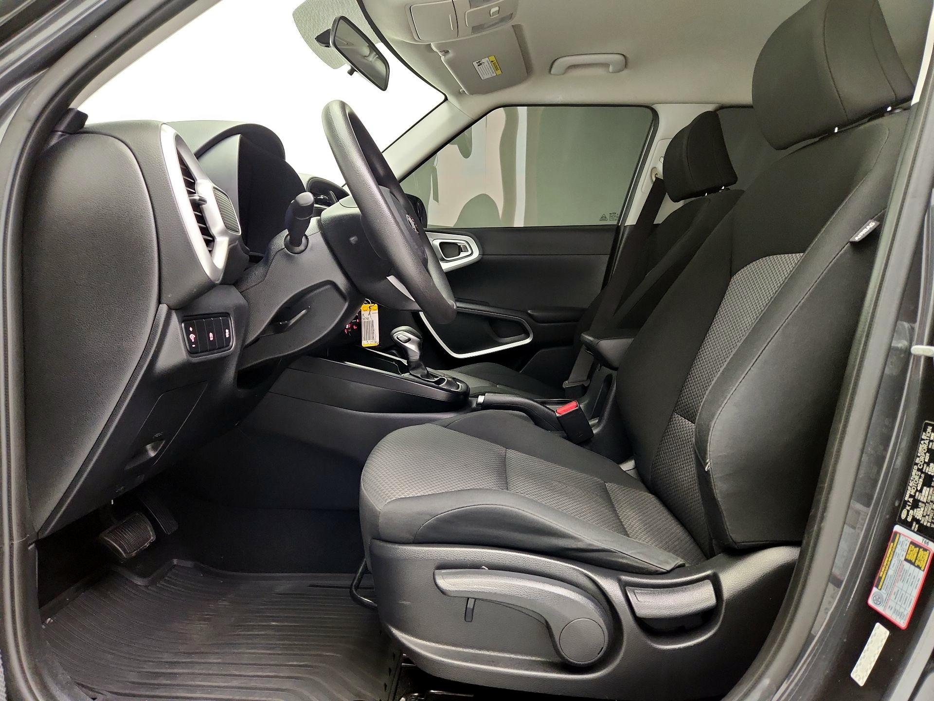 Thumbnail: 2020 Kia Soul - 11