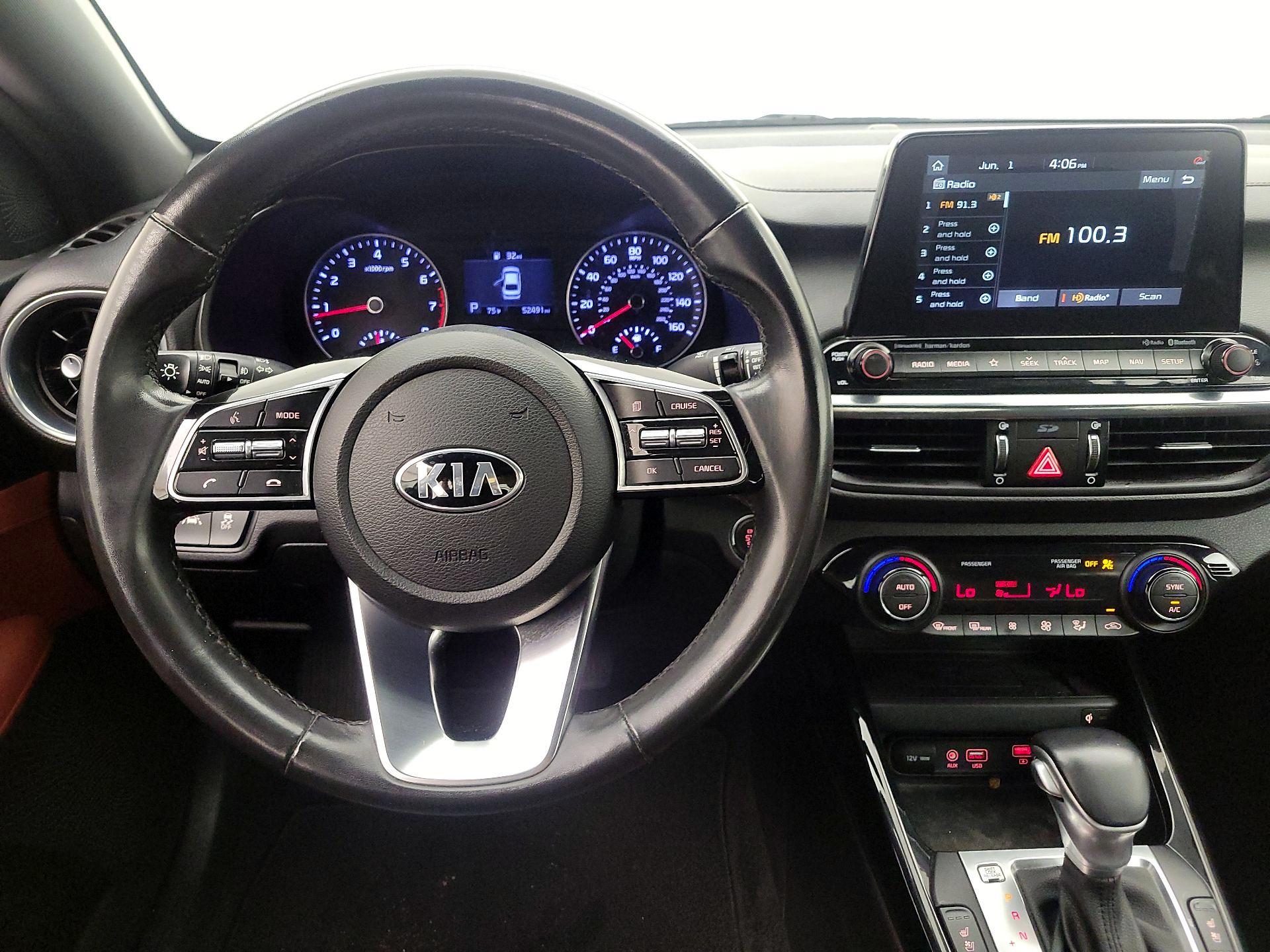 Thumbnail: 2020 Kia Forte - 10