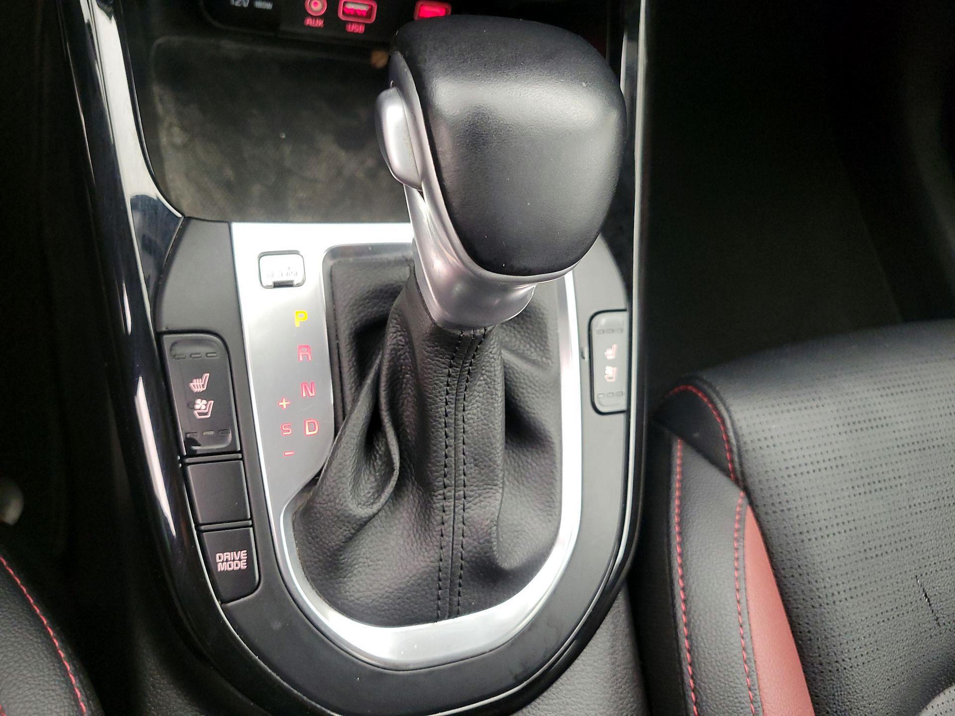 Thumbnail: 2020 Kia Forte - 15