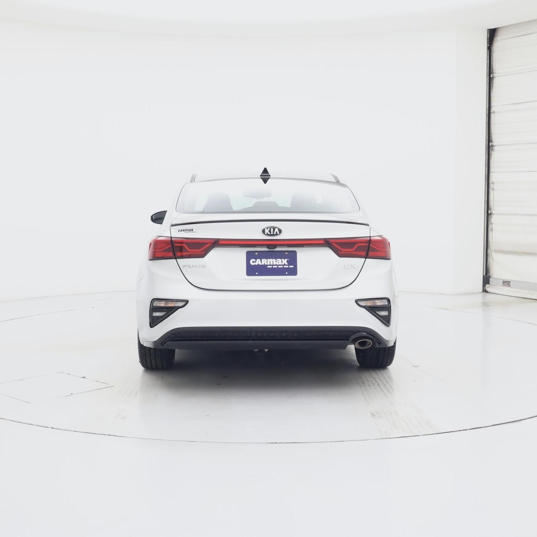 Thumbnail: 2020 Kia Forte - 6