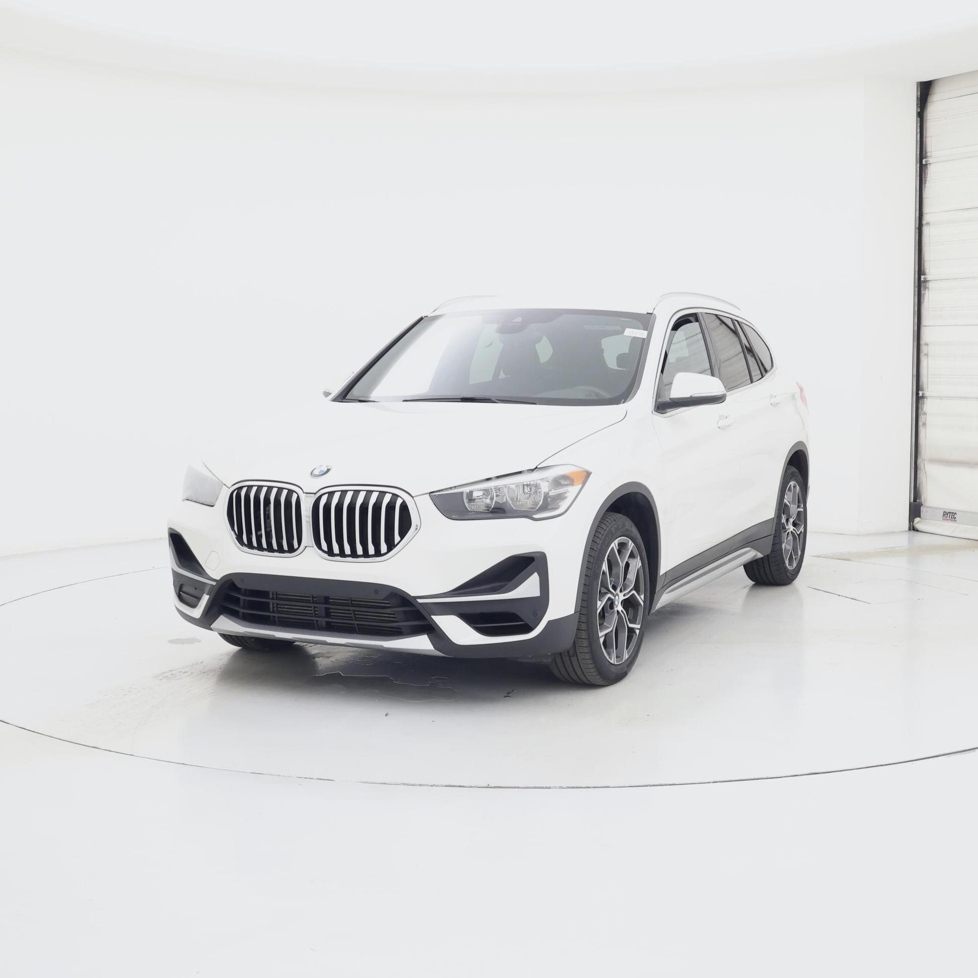 Thumbnail: 2021 BMW X1 - 4