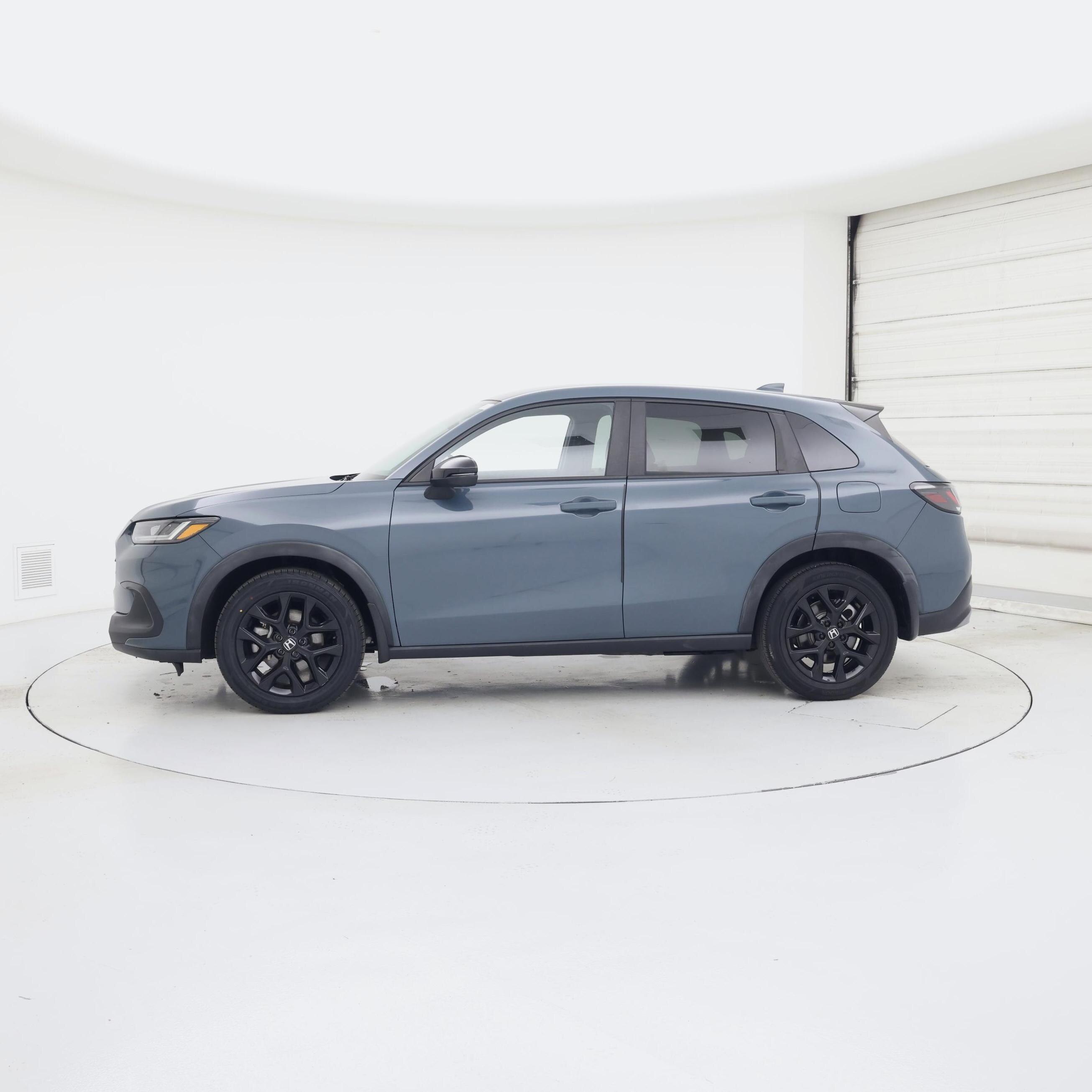 Thumbnail: 2023 Honda HR-V - 3