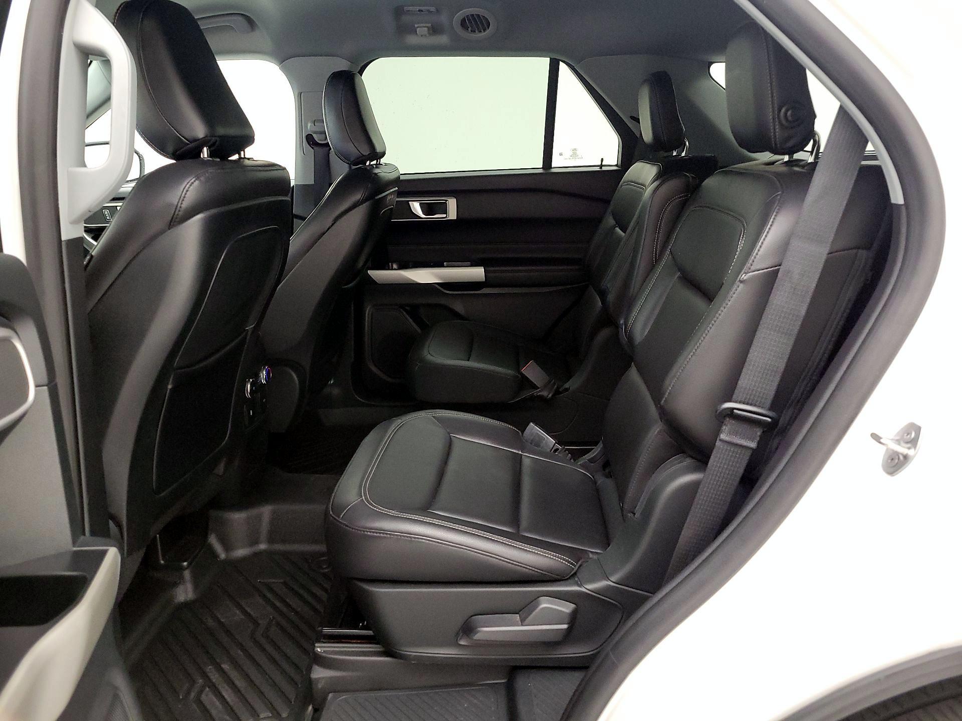 Thumbnail: 2020 Ford Explorer - 20