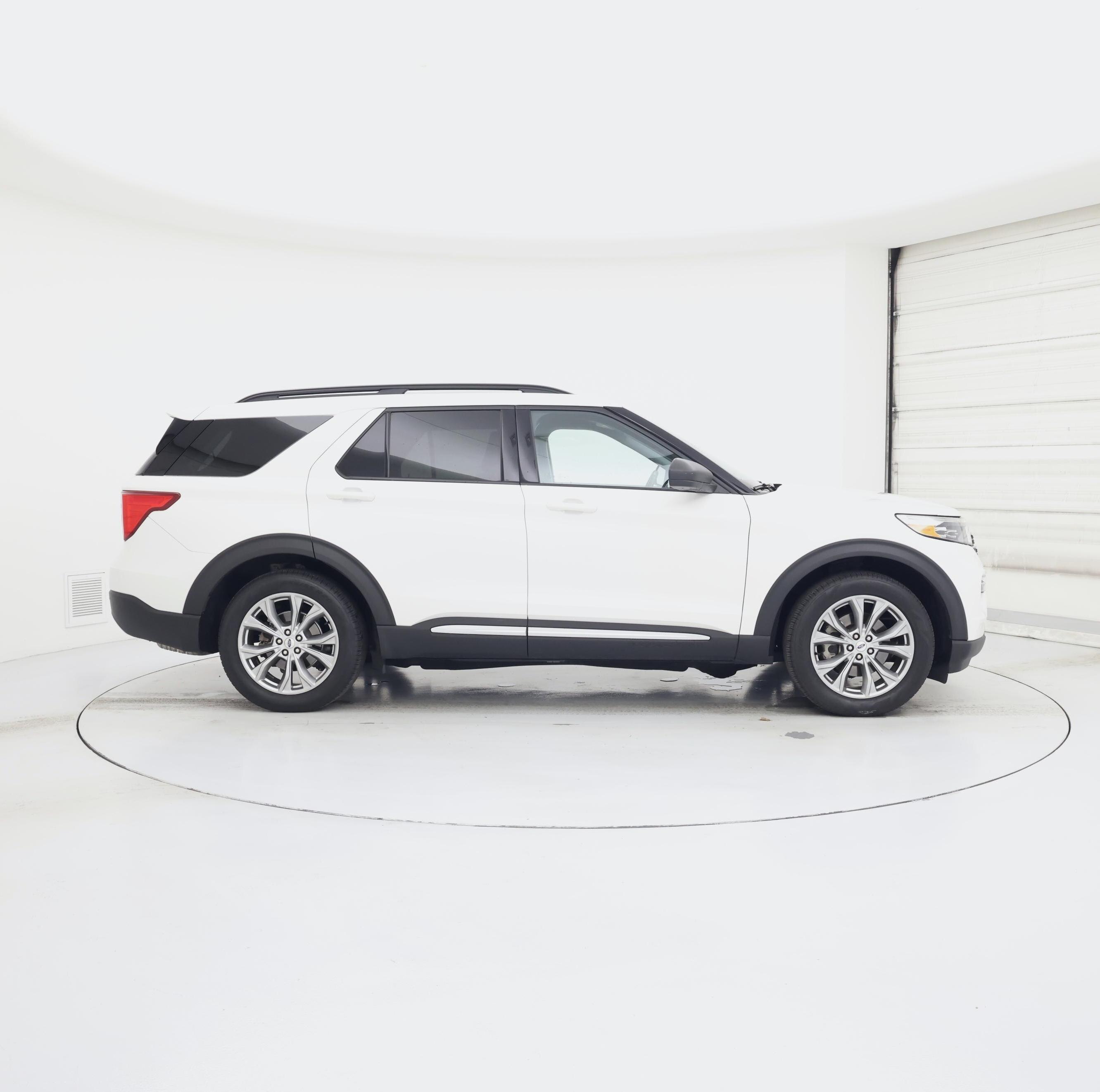 Thumbnail: 2020 Ford Explorer - 7