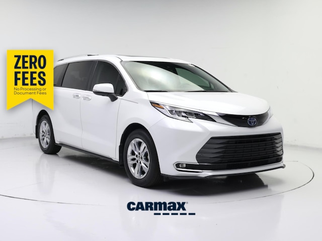 White 2024 Toyota Sienna Limited 7-Passenger FWD Minivan Front-Wheel Drive Automatic
