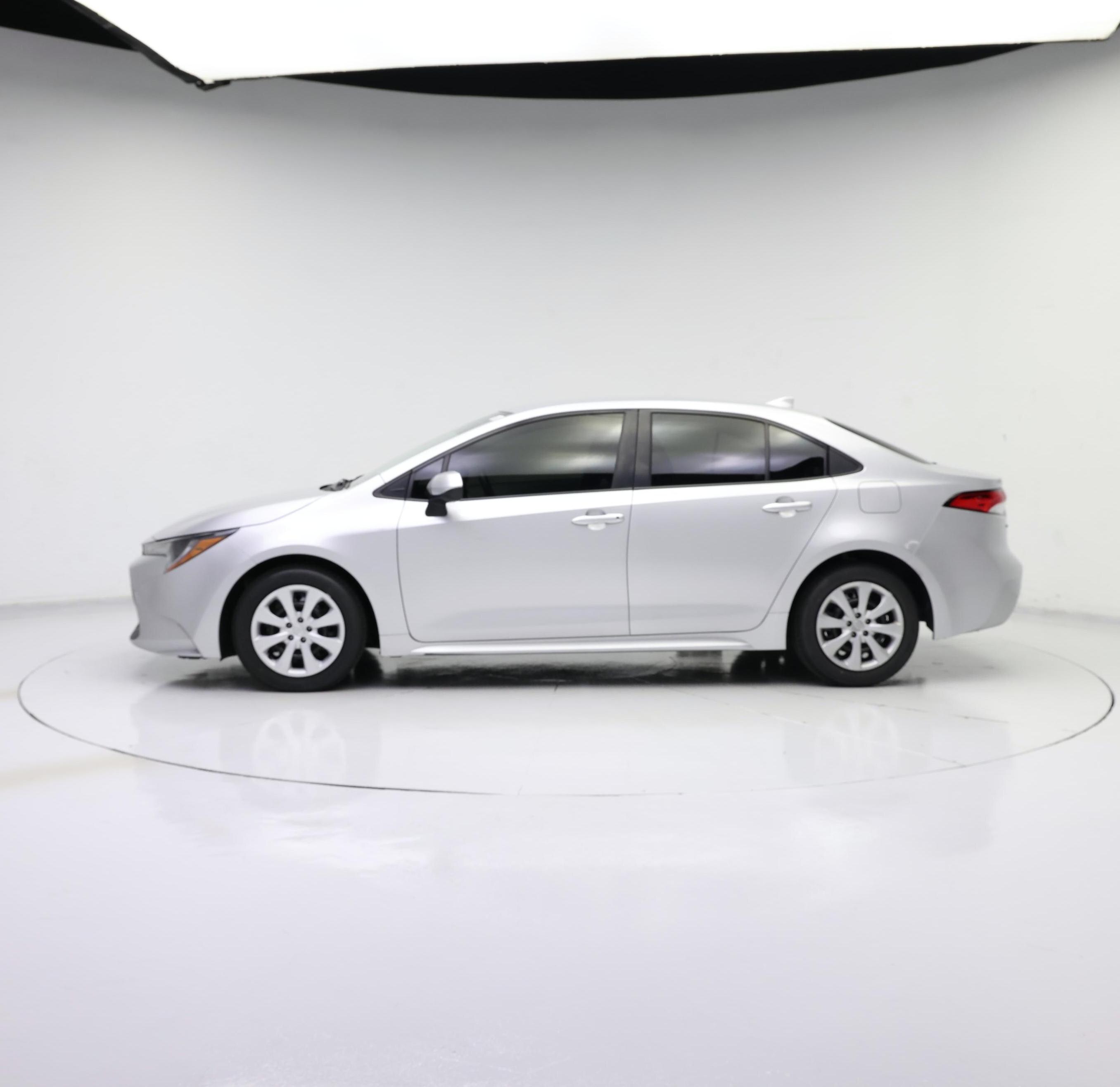 Thumbnail: 2022 Toyota Corolla - 3