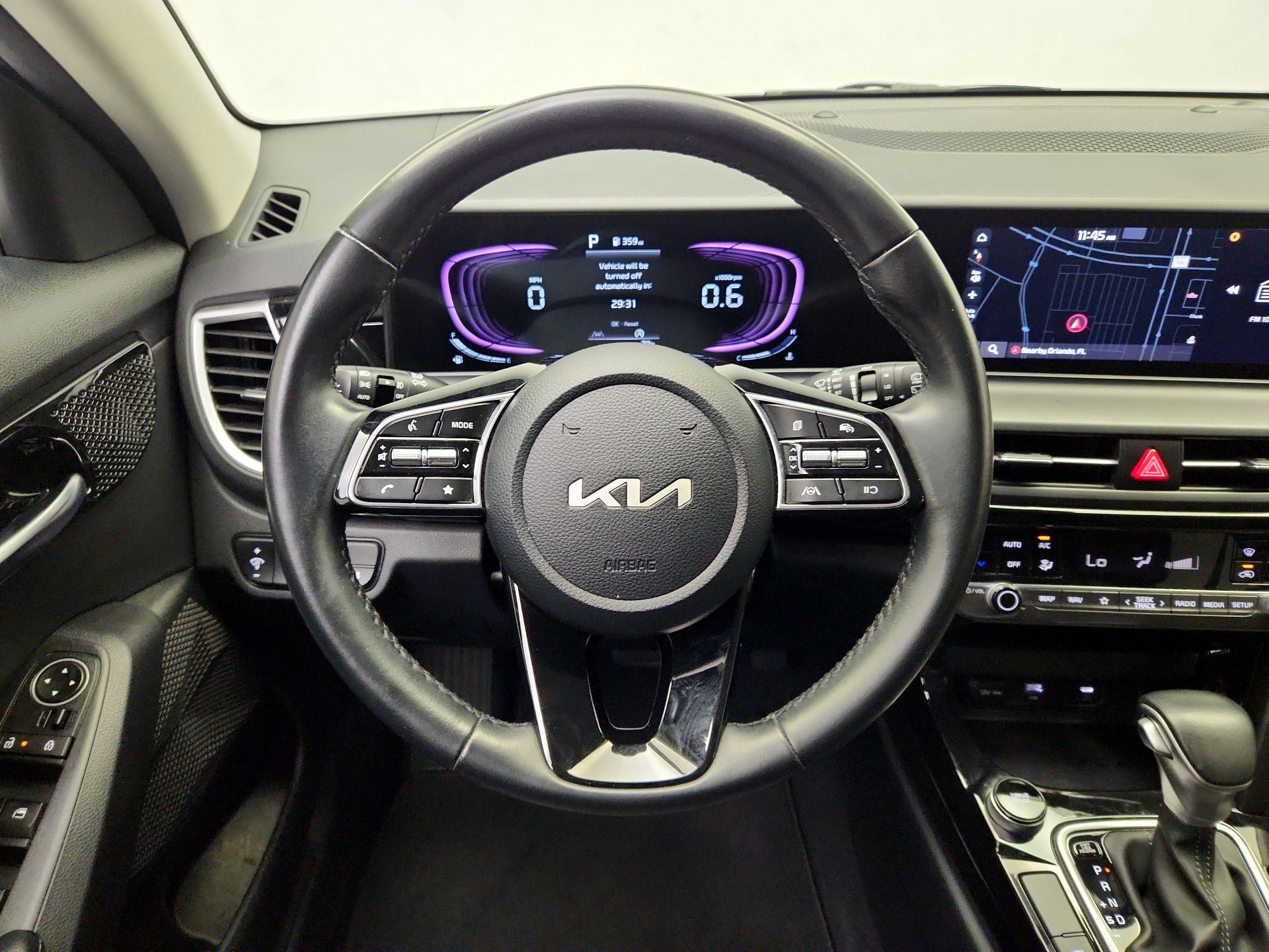 Thumbnail: 2025 Kia Seltos - 10