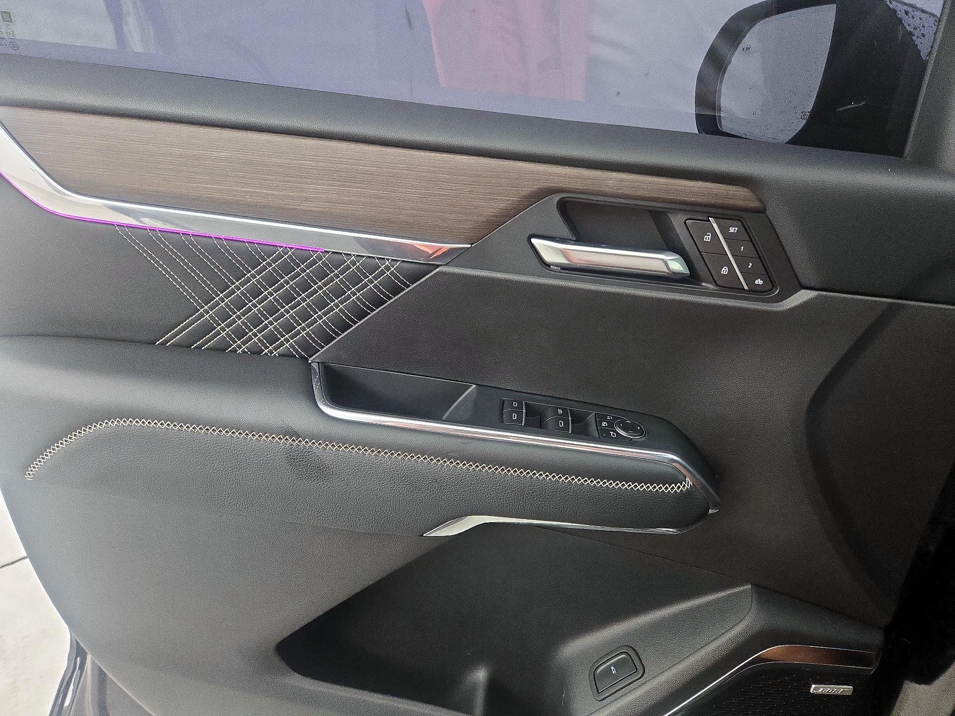Thumbnail: 2025 GMC Acadia - 12
