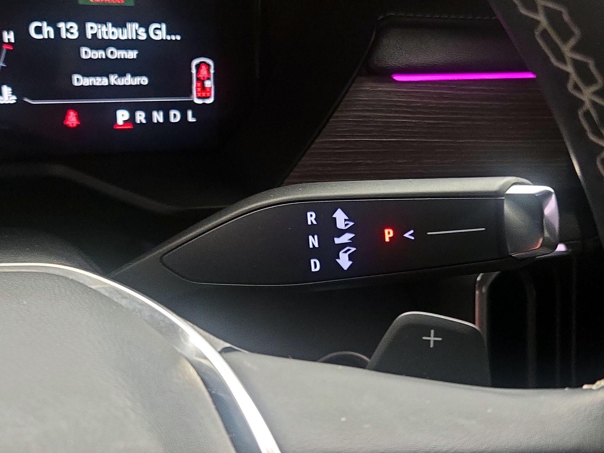 Thumbnail: 2025 GMC Acadia - 17