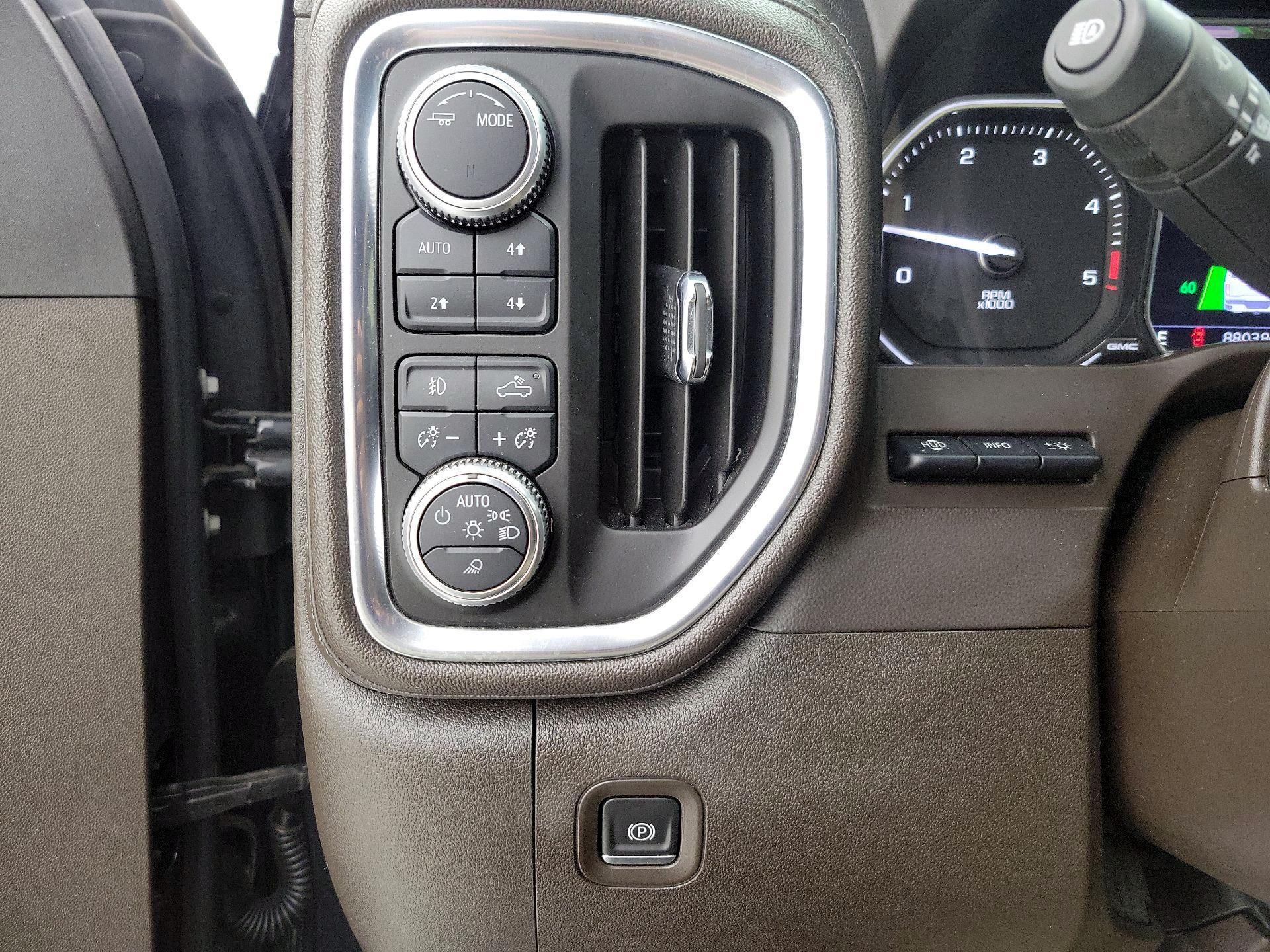 Thumbnail: 2020 GMC Sierra 2500 - 13
