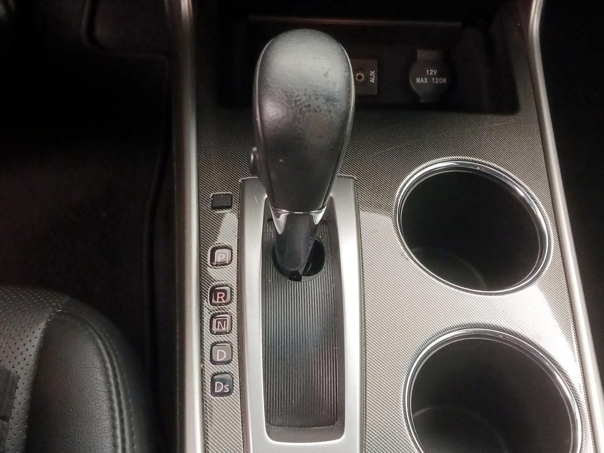 Thumbnail: 2014 Nissan Altima - 18
