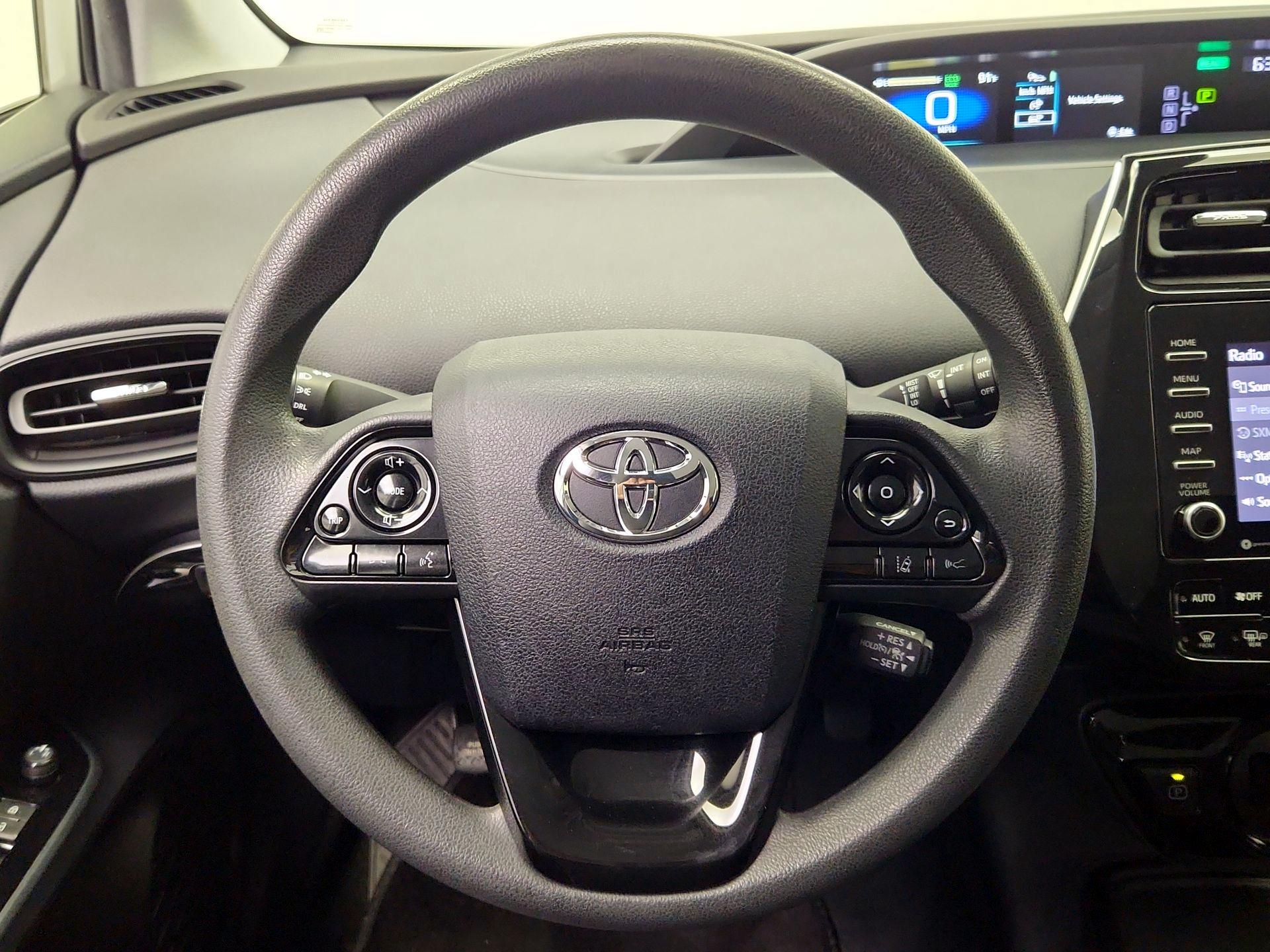 Thumbnail: 2021 Toyota Prius - 10