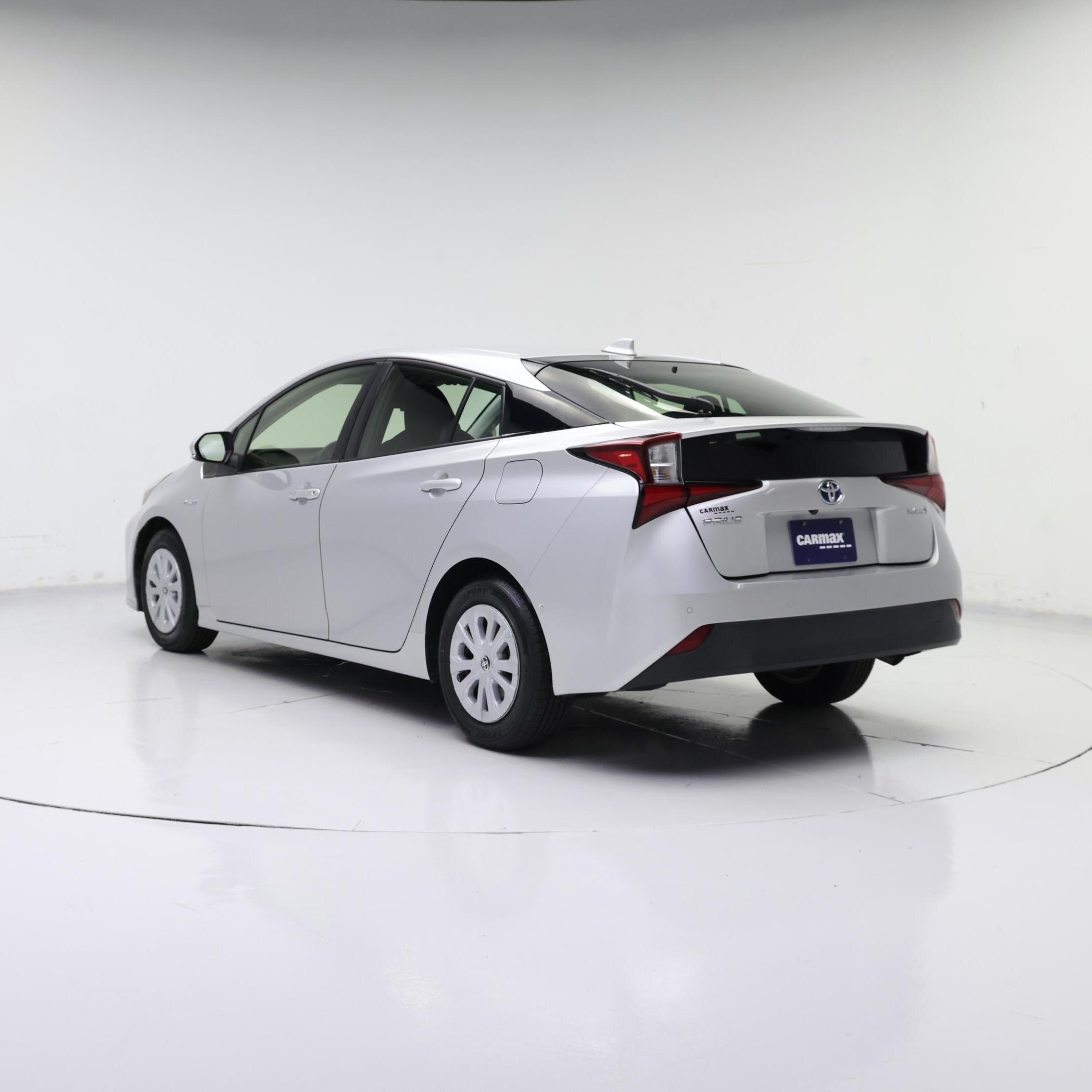 Thumbnail: 2021 Toyota Prius - 2