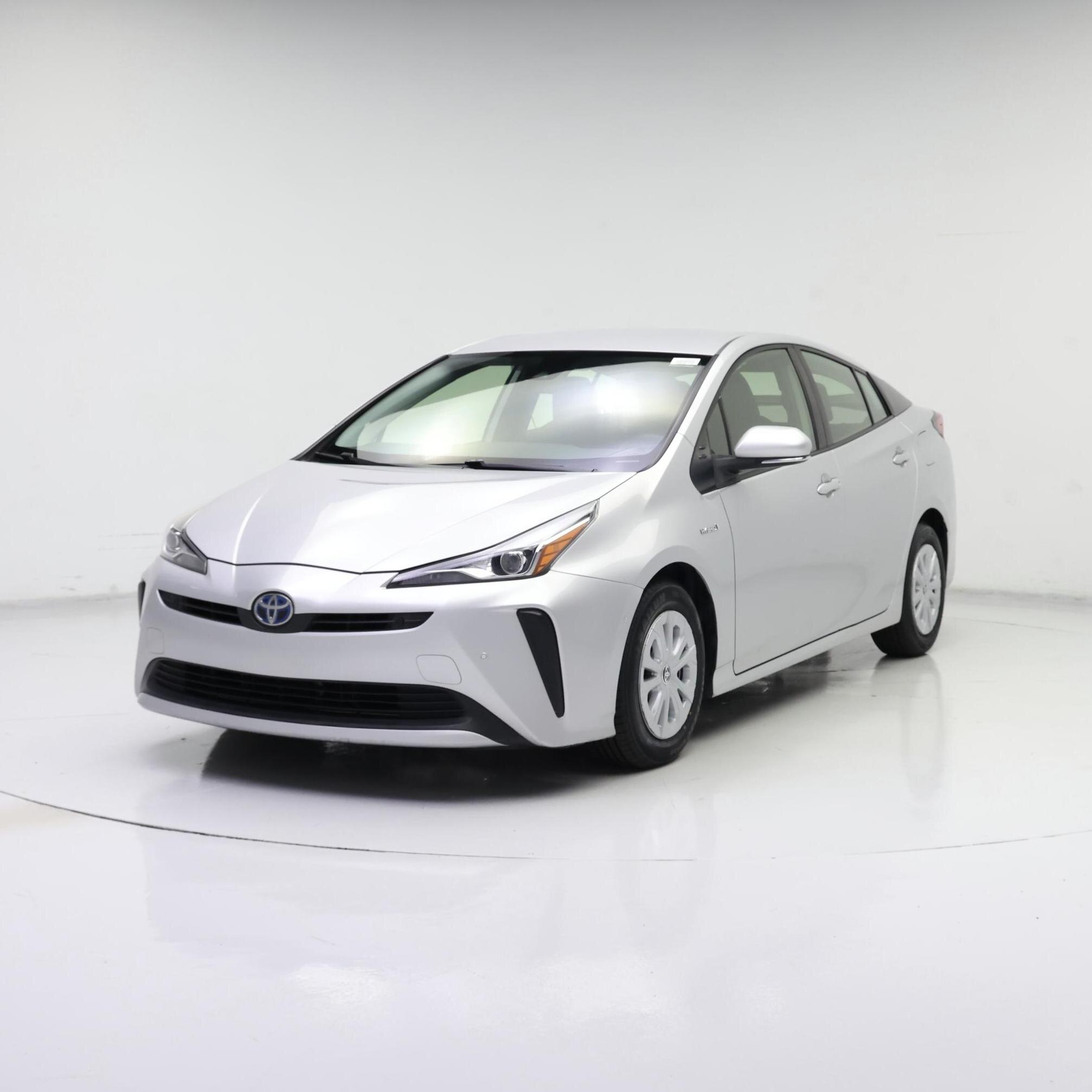Thumbnail: 2021 Toyota Prius - 4
